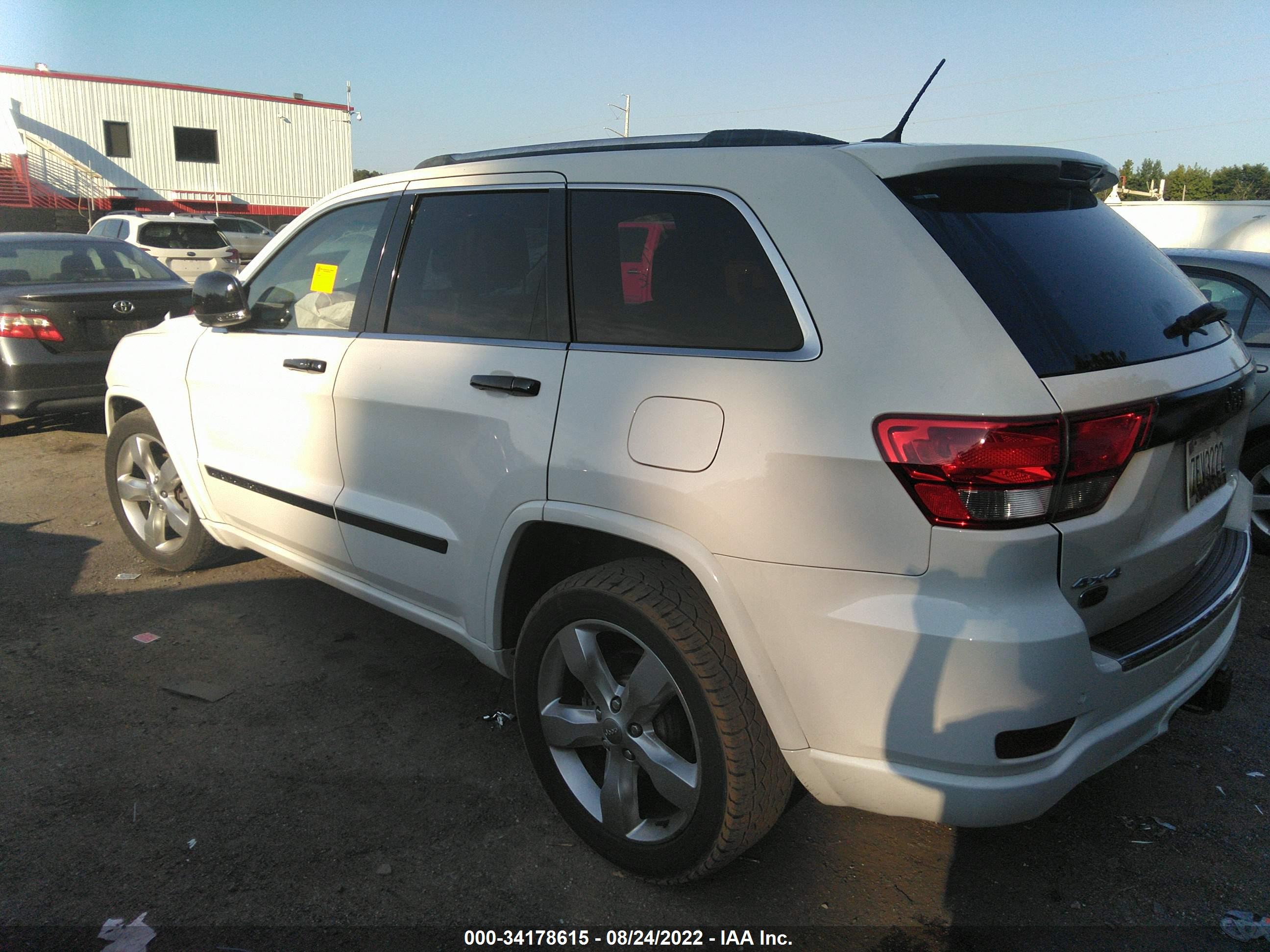 2012 JEEP GRAND CHEROKEE — VIN 1C4RJFCG3CC219716 — photo 3