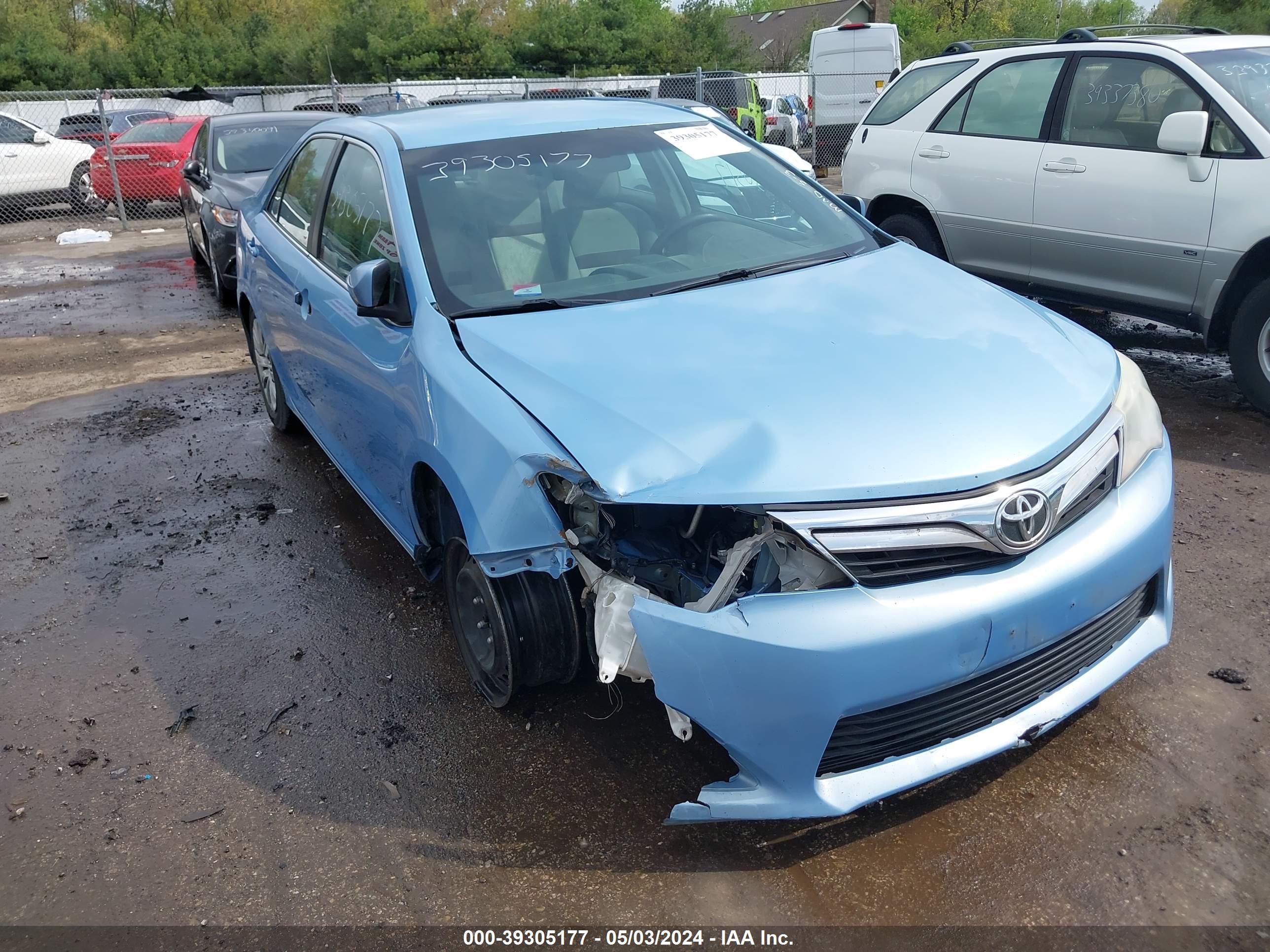 2012 TOYOTA CAMRY LE