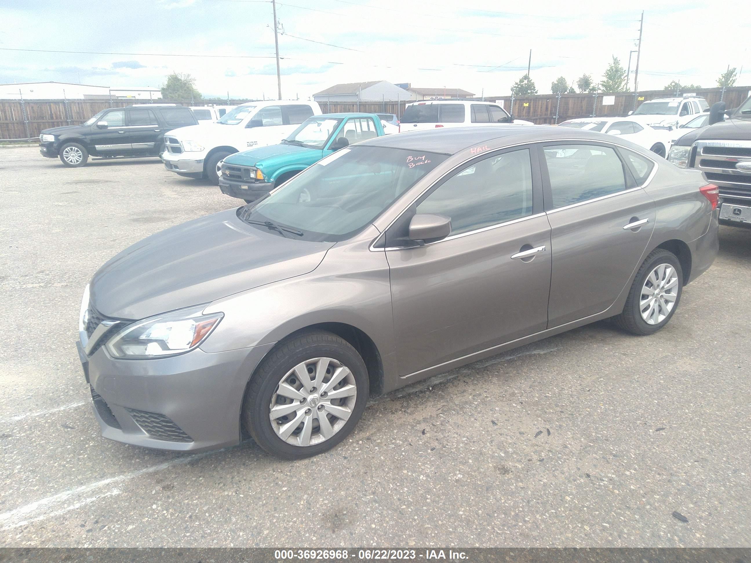 2016 NISSAN SENTRA — VIN 3N1AB7AP3GL648029 — photo 2