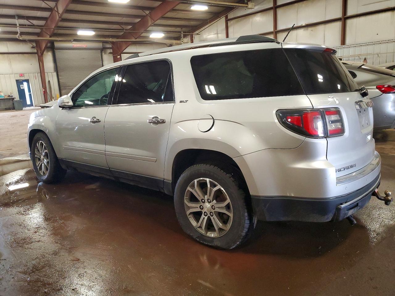 2015 GMC Acadia — VIN 1GKKVRKD3FJ355430 — photo 2