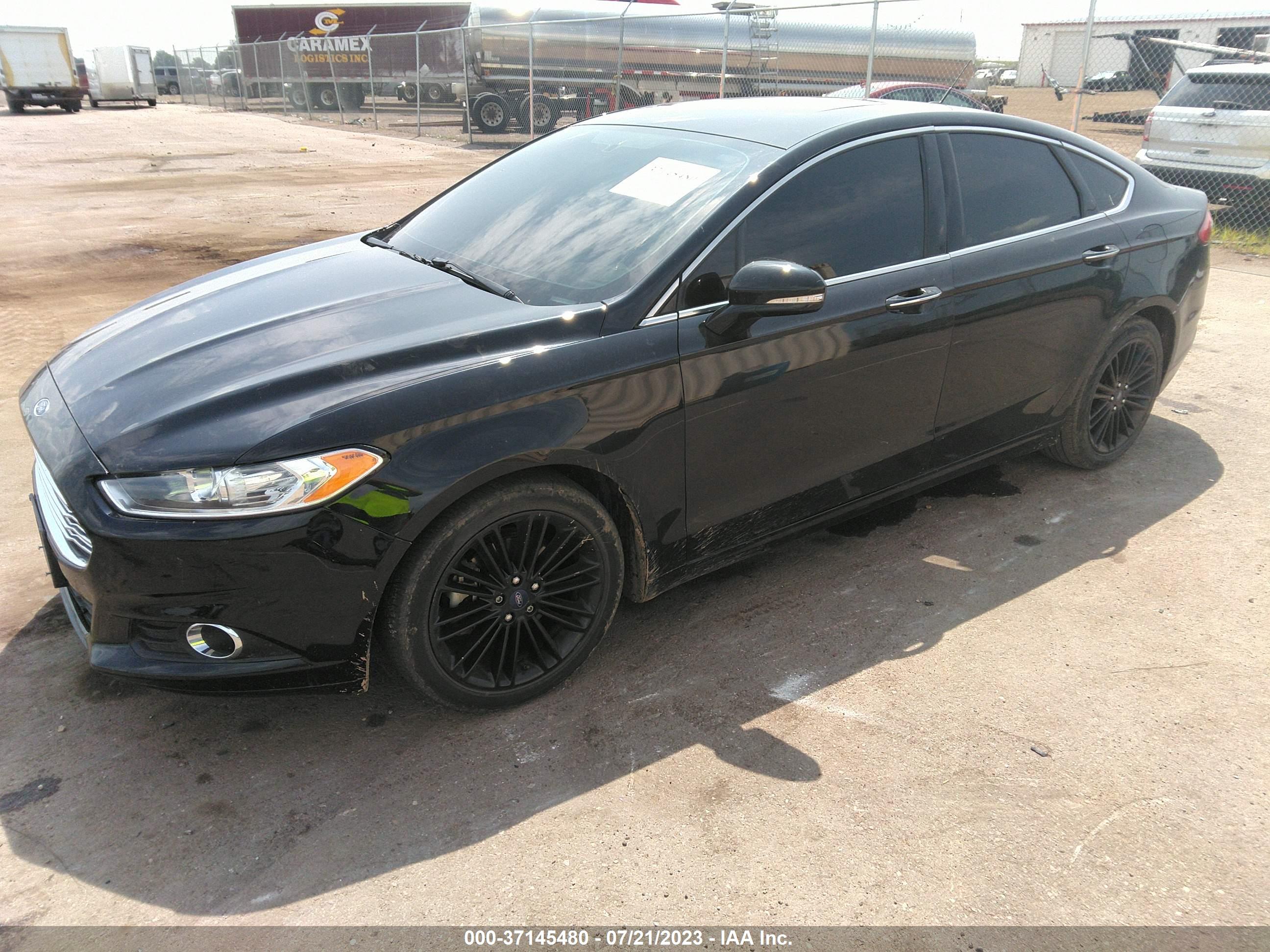 2016 FORD Fusion — VIN 3FA6P0HD1GR105563 — photo 2