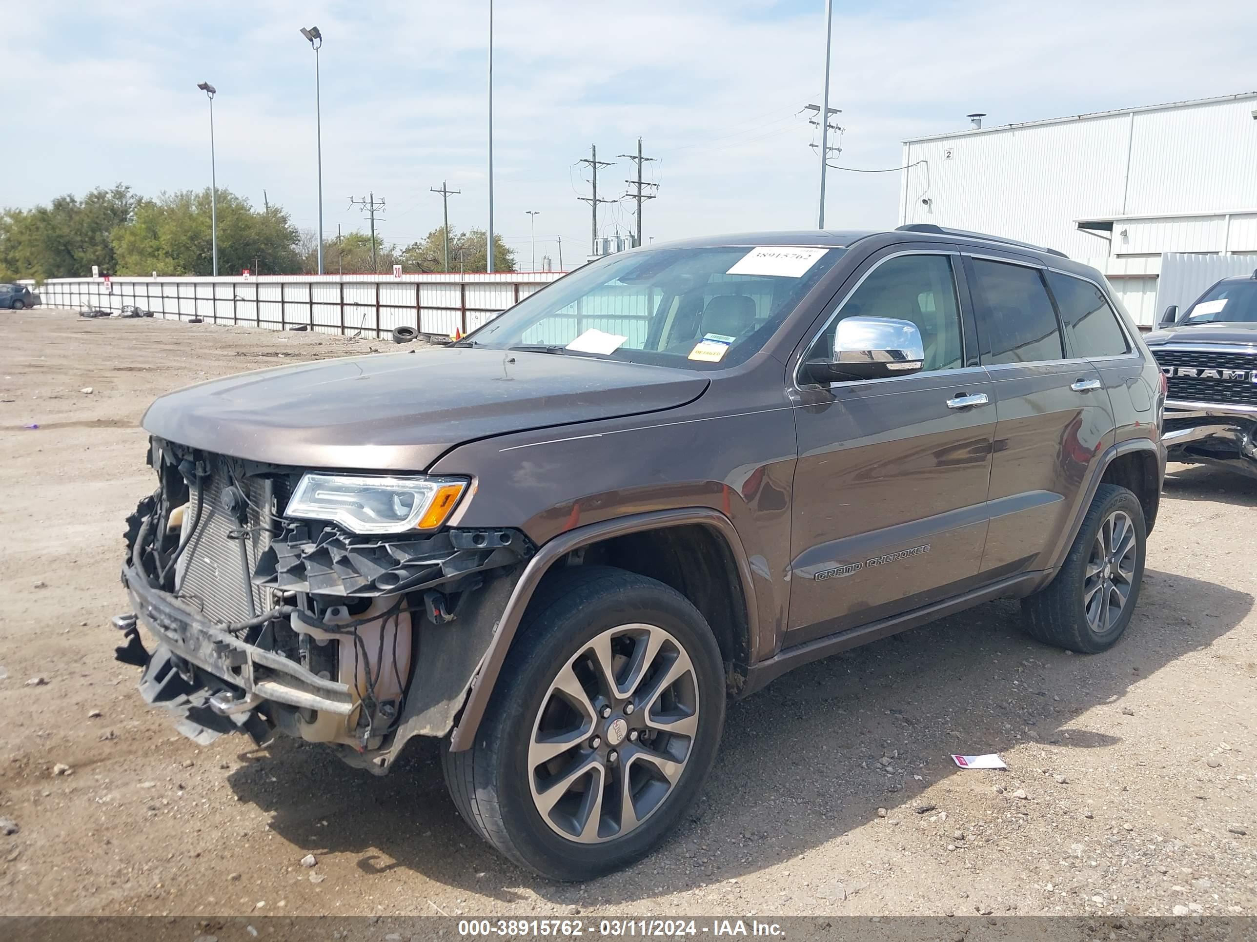 2017 JEEP GRAND CHEROKEE — VIN 1C4RJFCTXHC768687 — photo 2