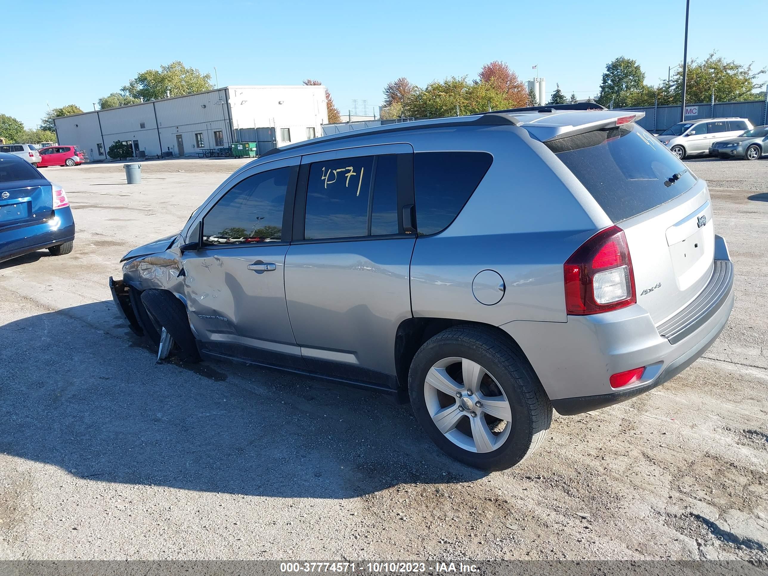 2016 JEEP COMPASS — VIN 1C4NJDBB3GD778921 — photo 3