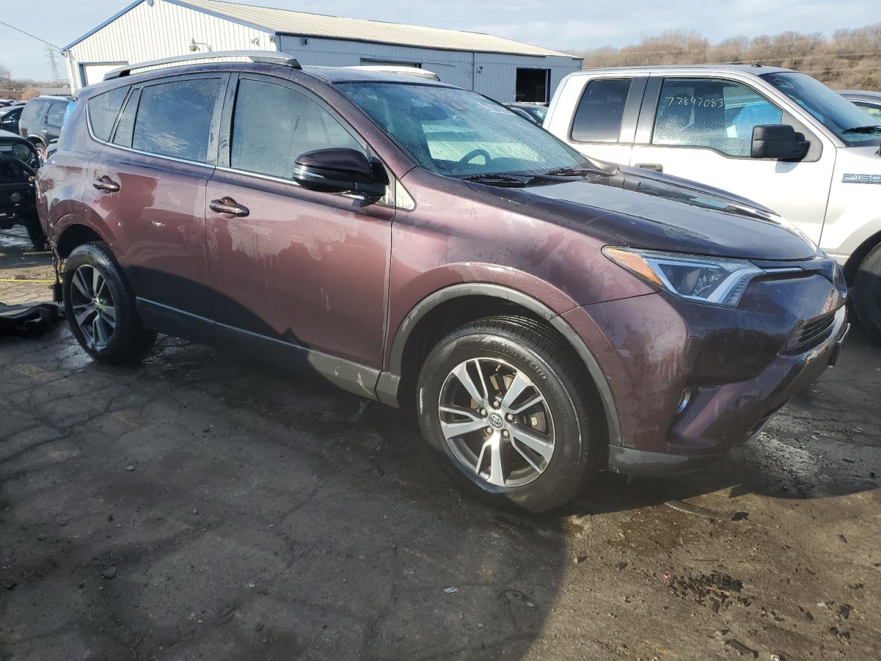 2018 TOYOTA RAV4 ADVEN — VIN 2T3RFREV1JW830580 — photo 4