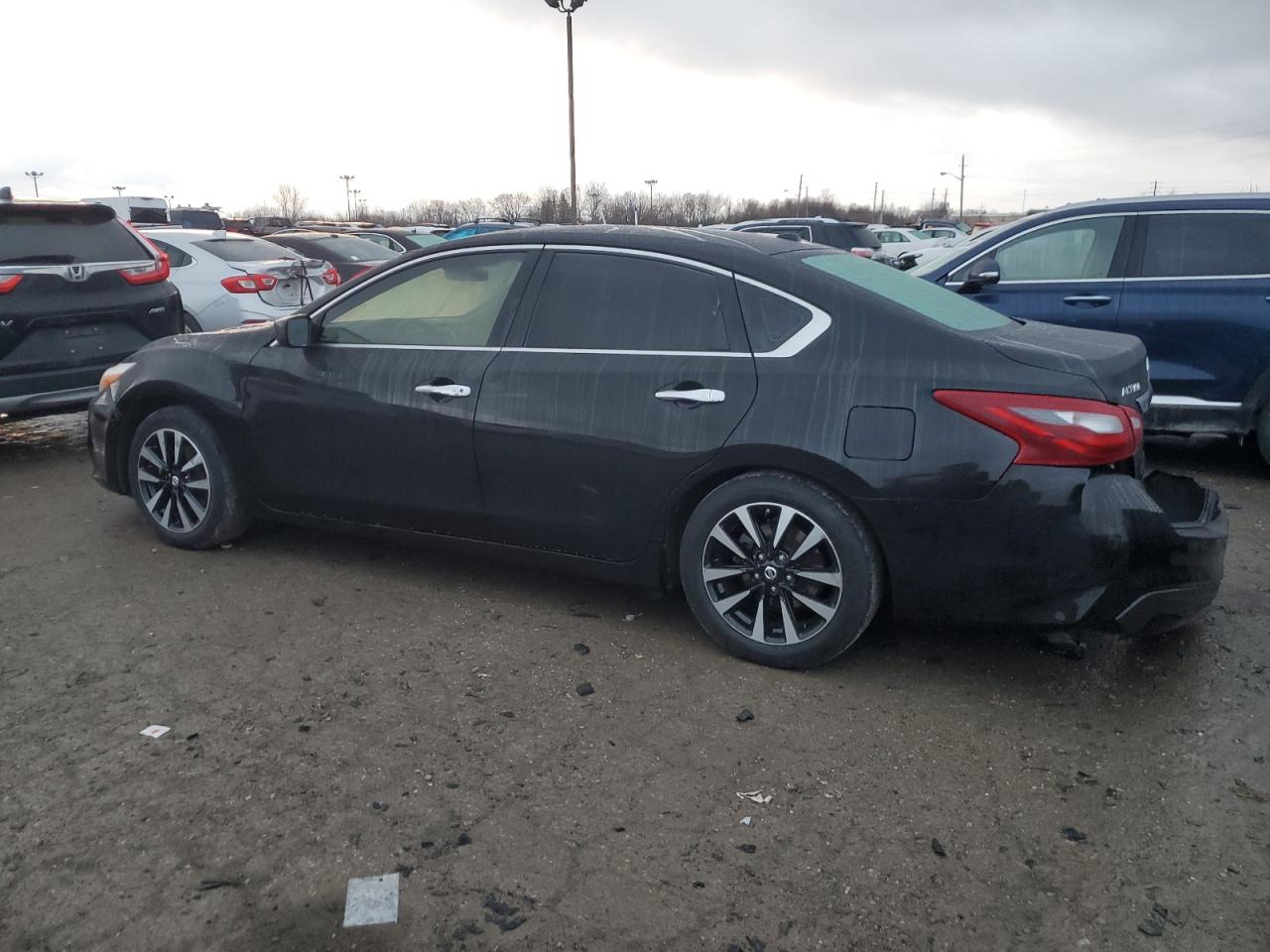 2018 NISSAN ALTIMA 2.5 — VIN 1N4AL3AP4JC213631 — photo 2