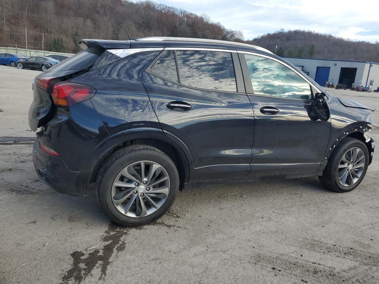 2020 BUICK ENCORE GX — VIN KL4MMCSL0LB127784 — photo 3
