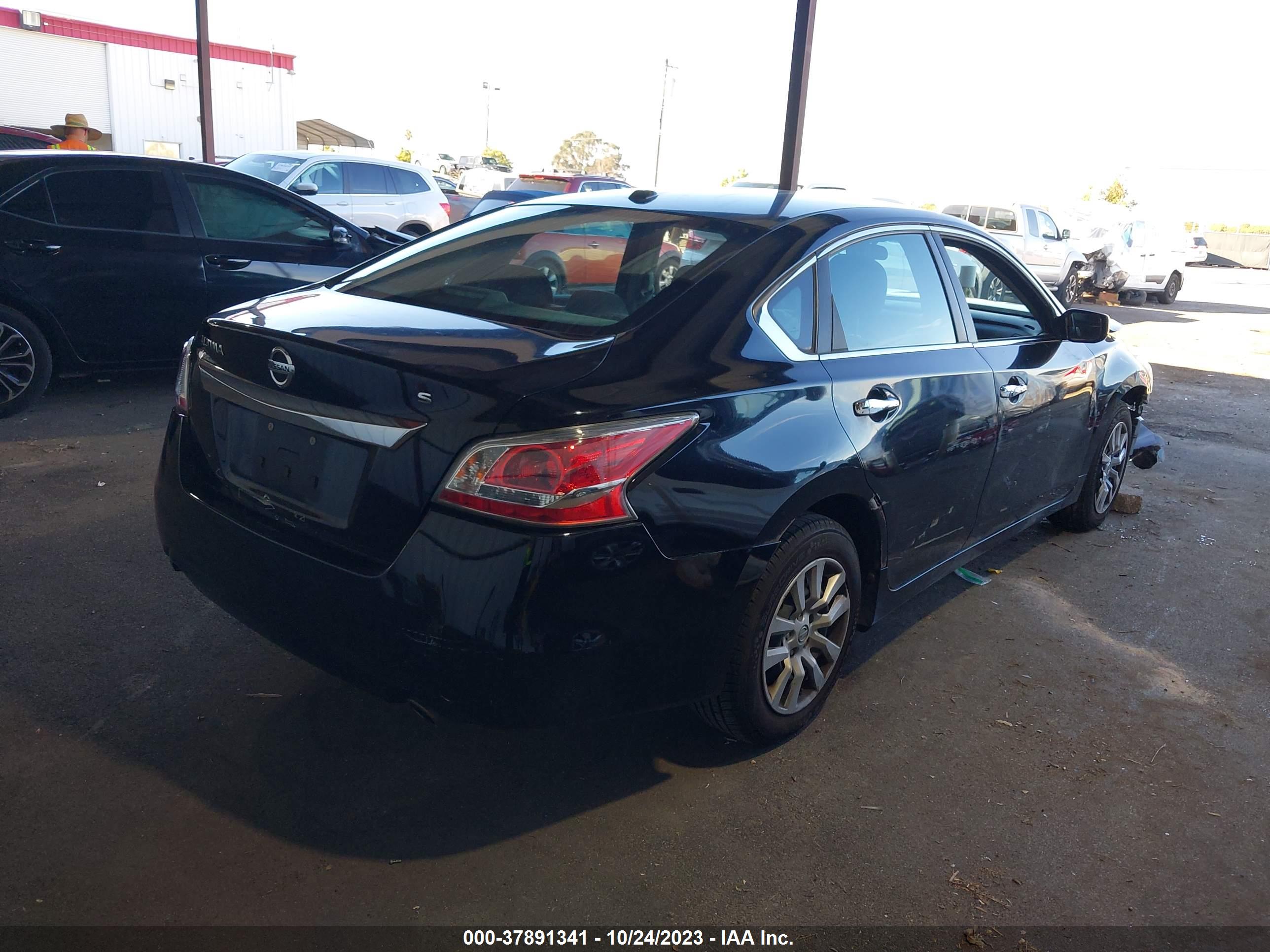2015 NISSAN ALTIMA — VIN 1N4AL3AP5FN892448 — photo 4