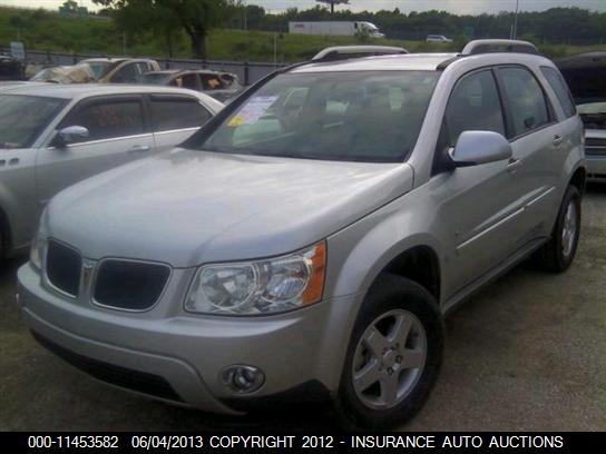 2009 PONTIAC Torrent — VIN 2CKDL33FX96227302 — photo 2