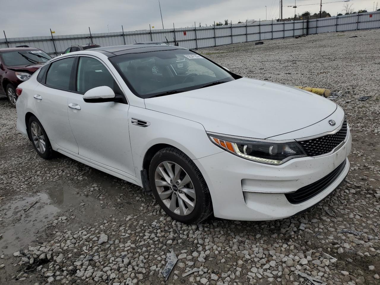 2016 KIA OPTIMA EX — VIN 5XXGU4L39GG054132 — photo 4
