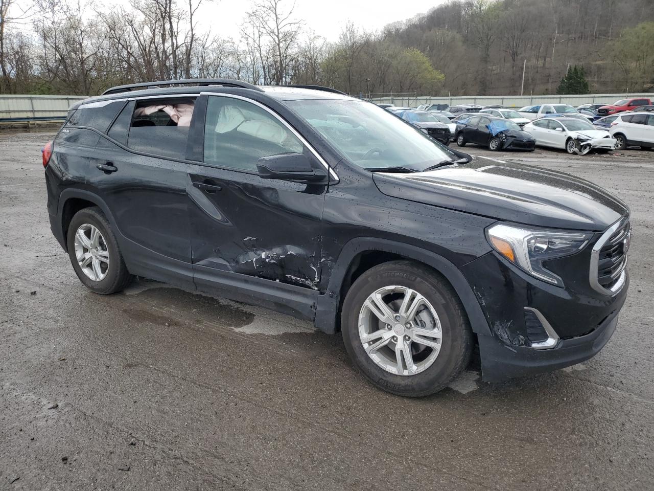 2020 GMC TERRAIN SL — VIN 3GKALMEV9LL321957 — photo 4