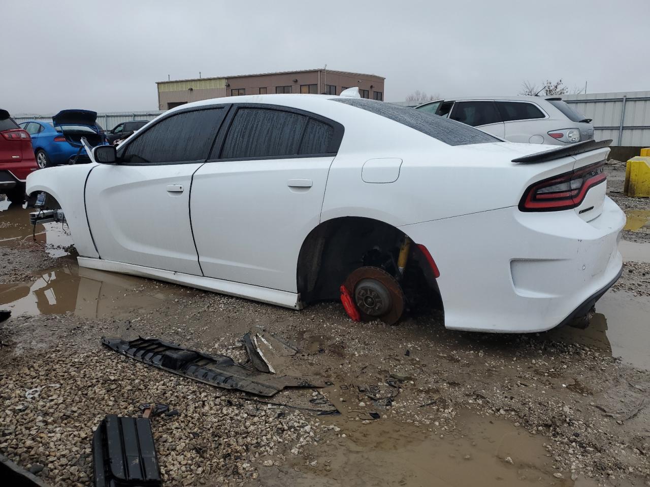 2016 DODGE CHARGER R/ — VIN 2C3CDXGJXGH139118 — photo 2