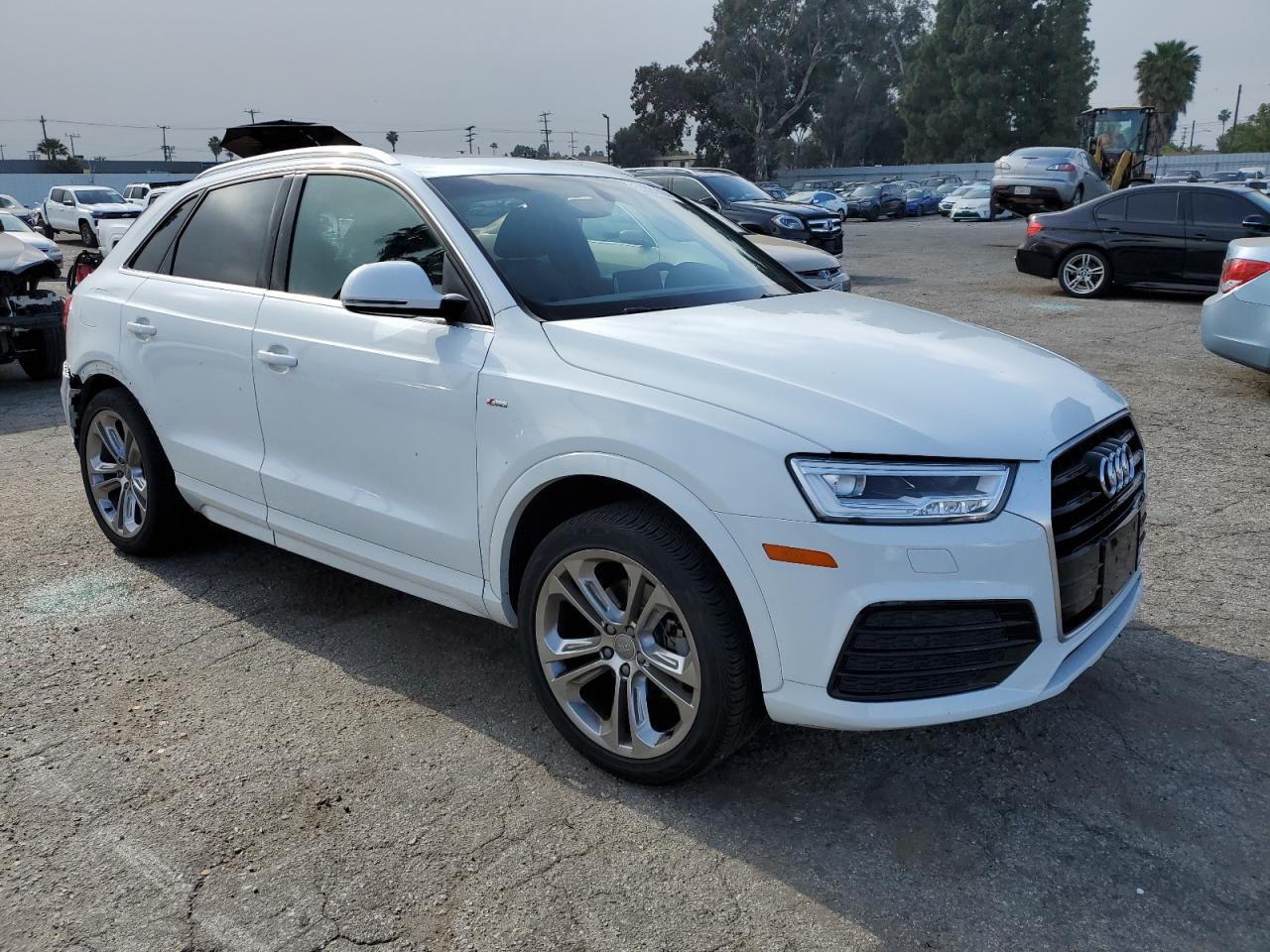 2018 AUDI Q3 PREMIUM — VIN WA1JCCFS2JR034227 — photo 4