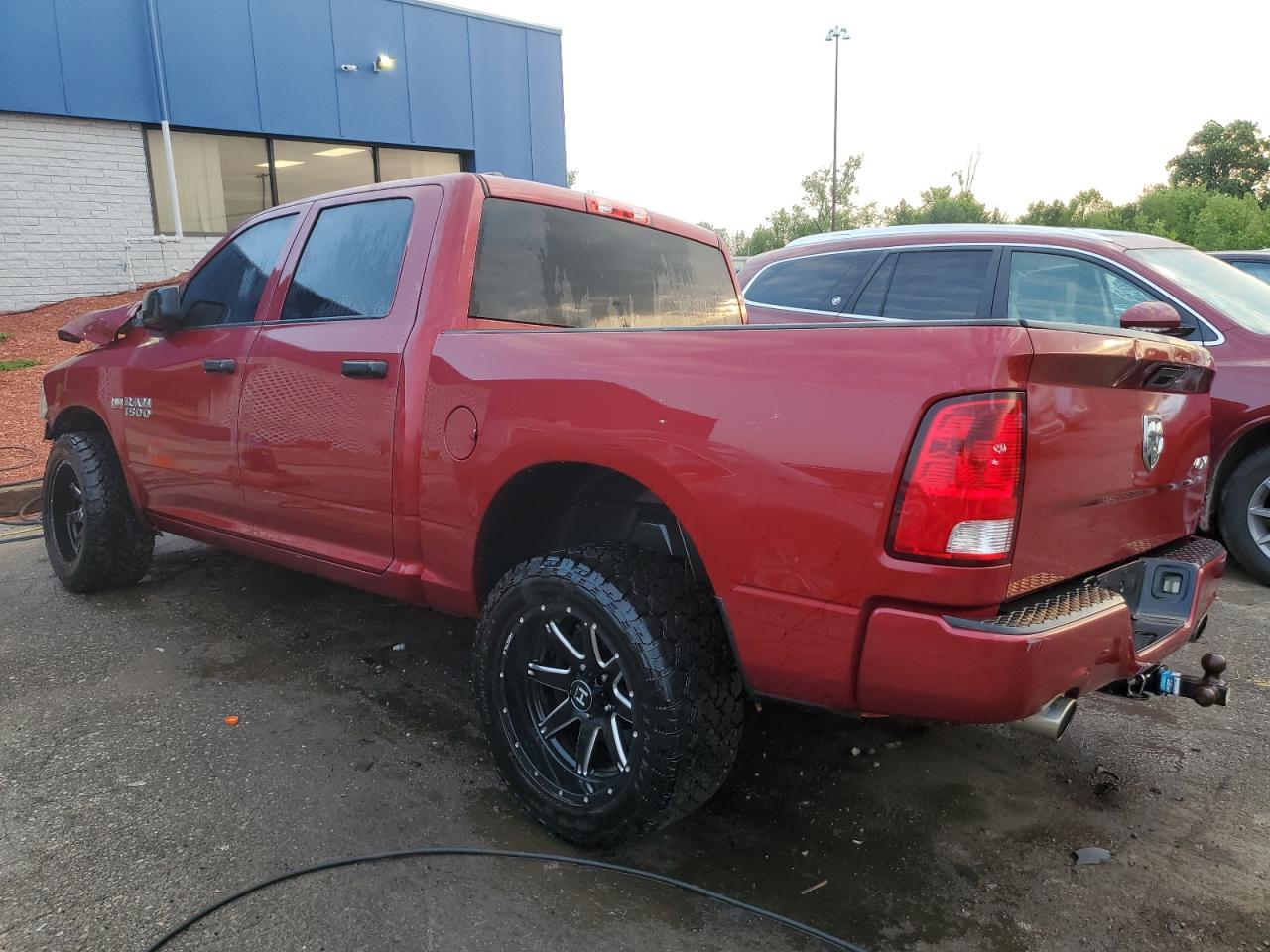 2015 RAM 1500 ST — VIN 1C6RR7KT9FS716557 — photo 2