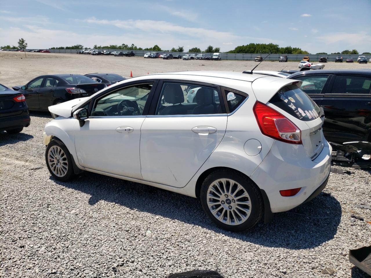 2014 FORD FIESTA TIT — VIN 3FADP4FJ5EM189842 — photo 2