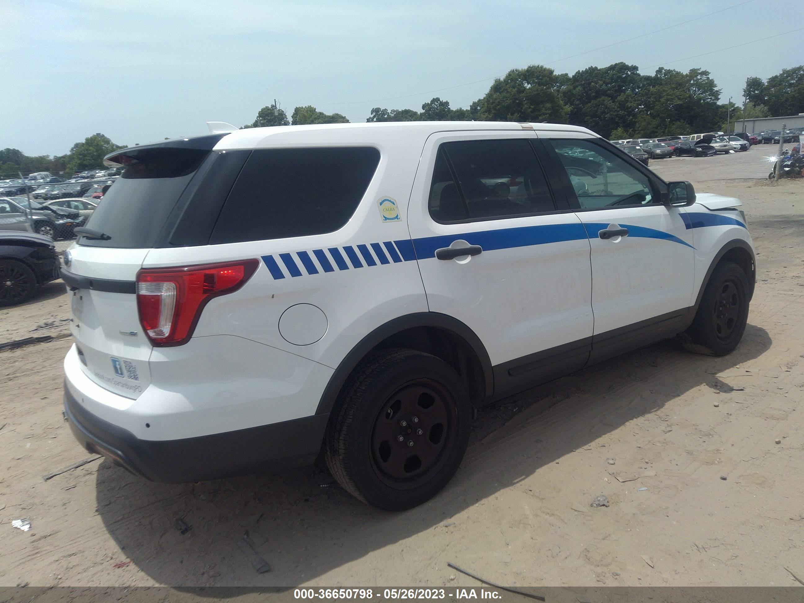 2017 FORD UTILITY POLICE INTERCEPTOR — VIN 1FM5K8AR2HGC07922 — photo 4