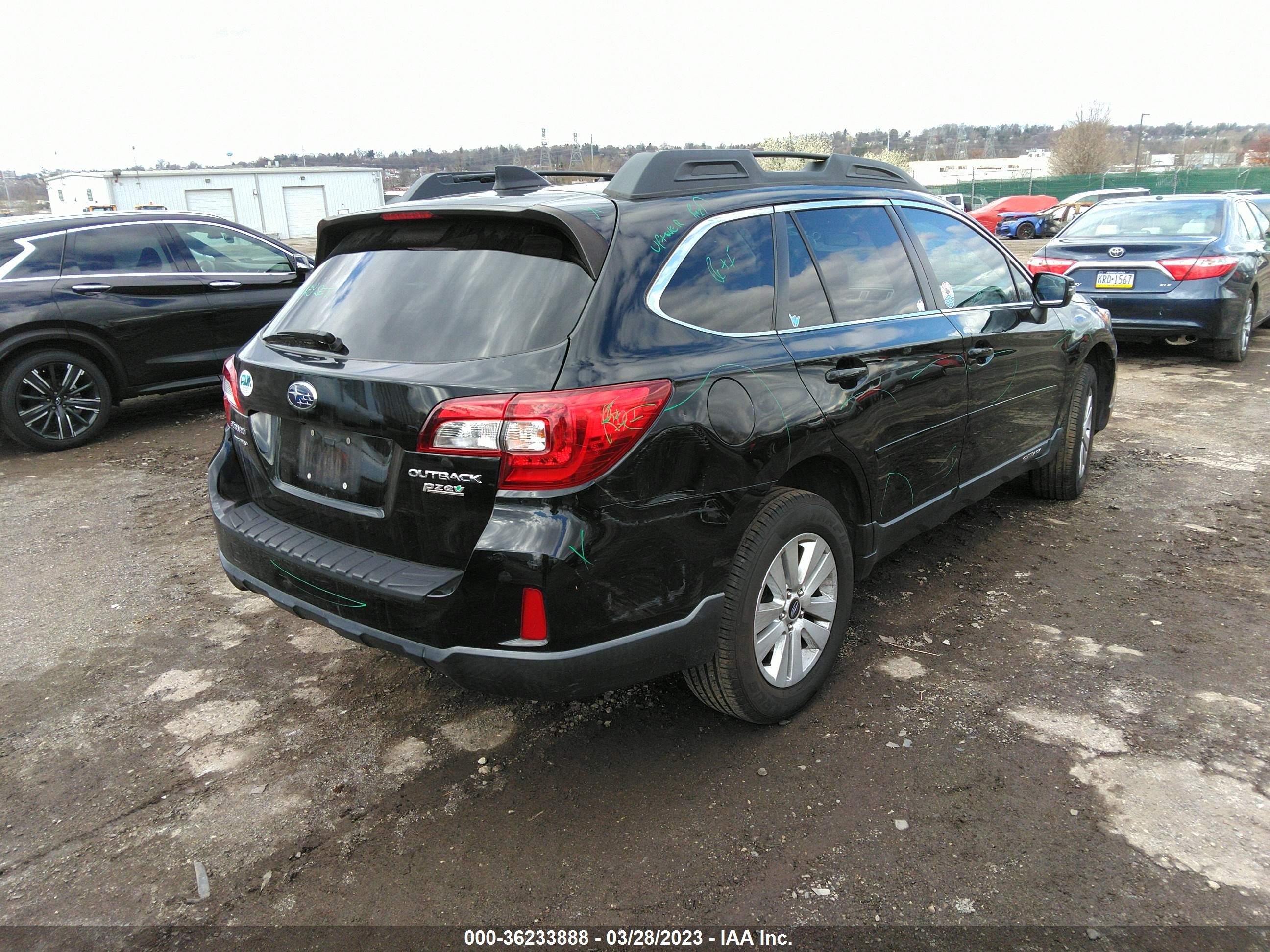 2016 SUBARU OUTBACK — VIN 4S4BSAFC9G3227959 — photo 4