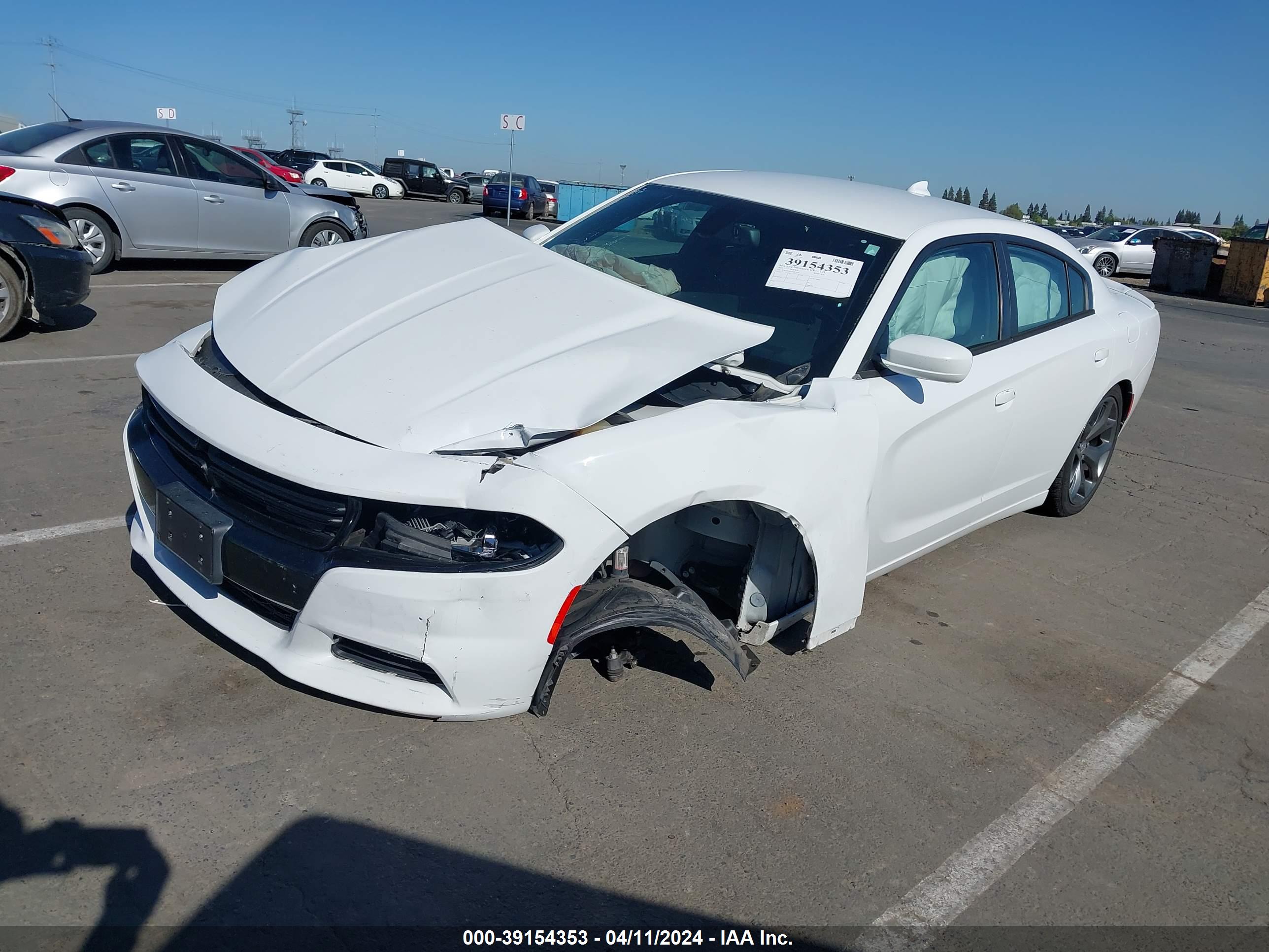2015 DODGE CHARGER — VIN 2C3CDXHG3FH817256 — photo 2
