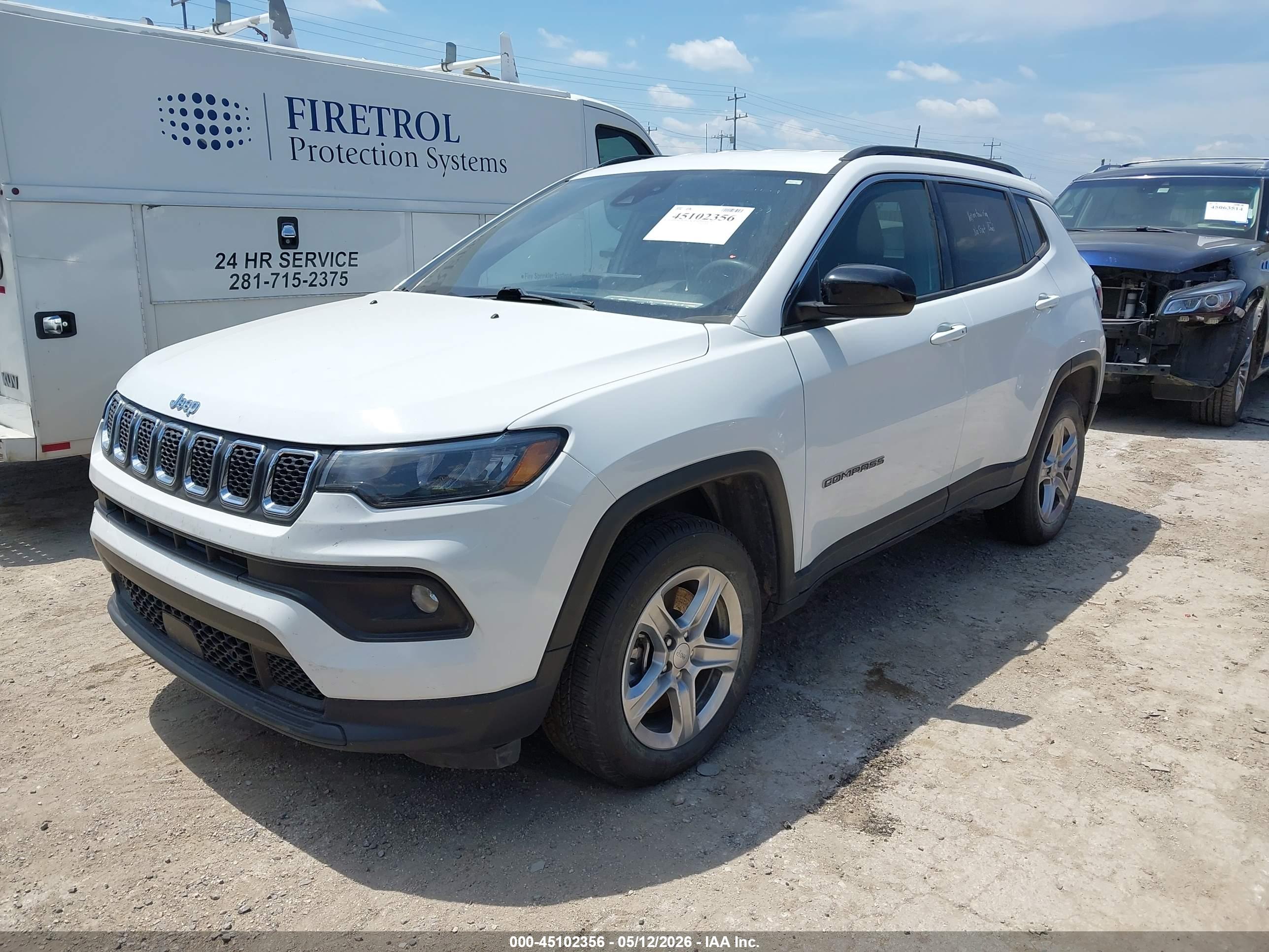 2024 JEEP Compass — VIN 3C4NJDBN1RT604448 — photo 2