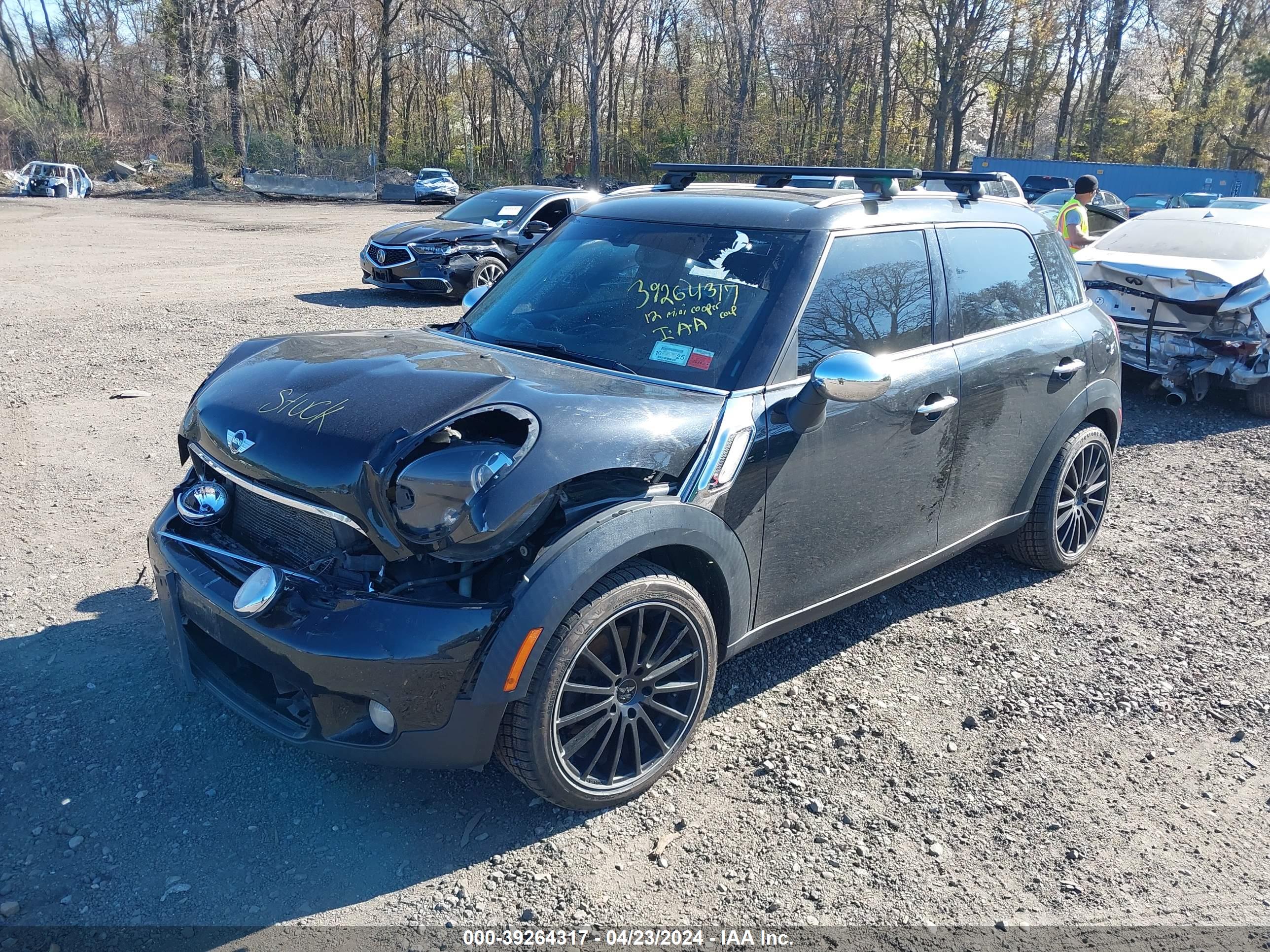 2012 MINI COOPER S COUNTRYMAN — VIN WMWZC3C52CWM27234 — photo 2