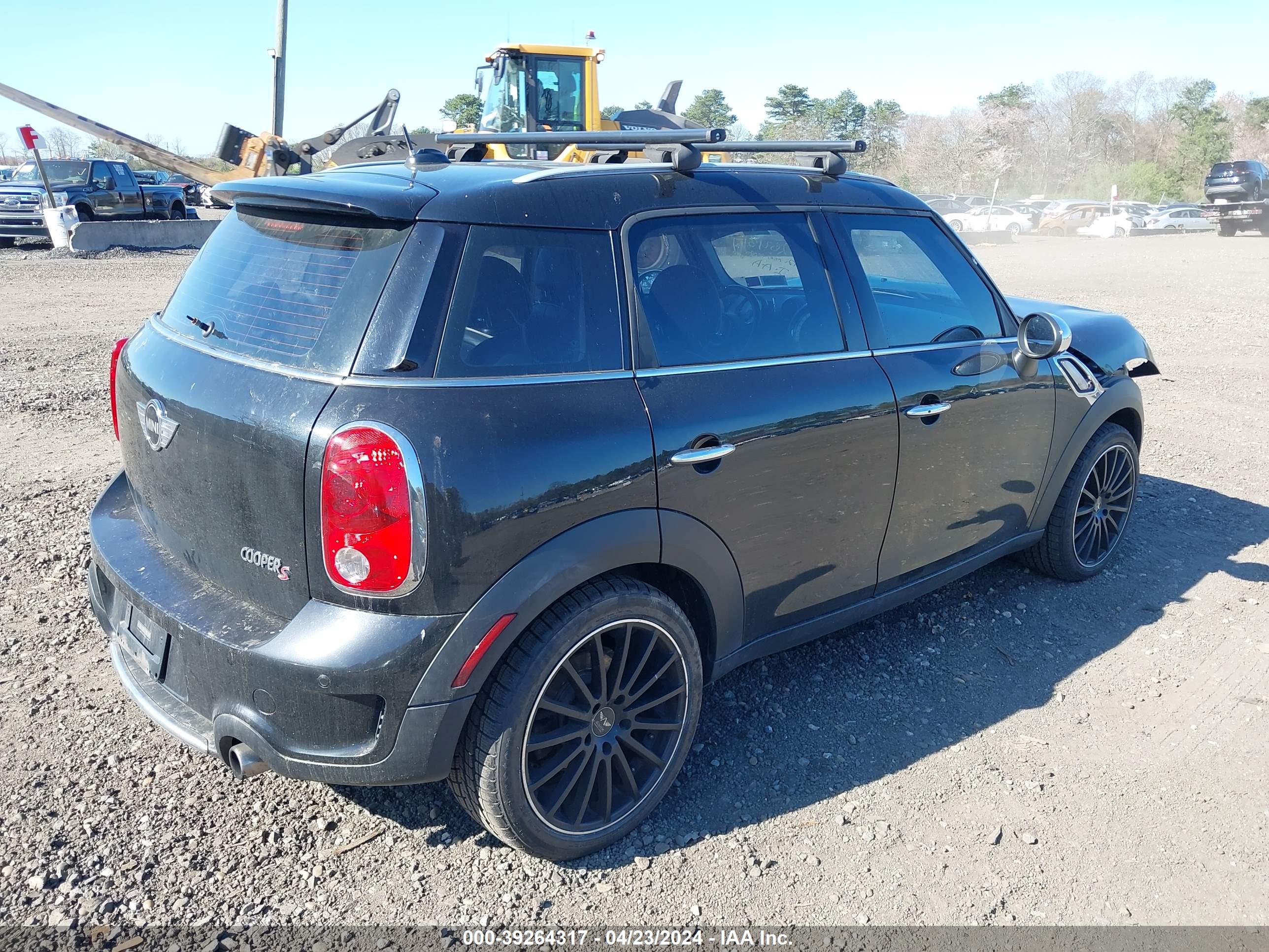 2012 MINI COOPER S COUNTRYMAN — VIN WMWZC3C52CWM27234 — photo 4