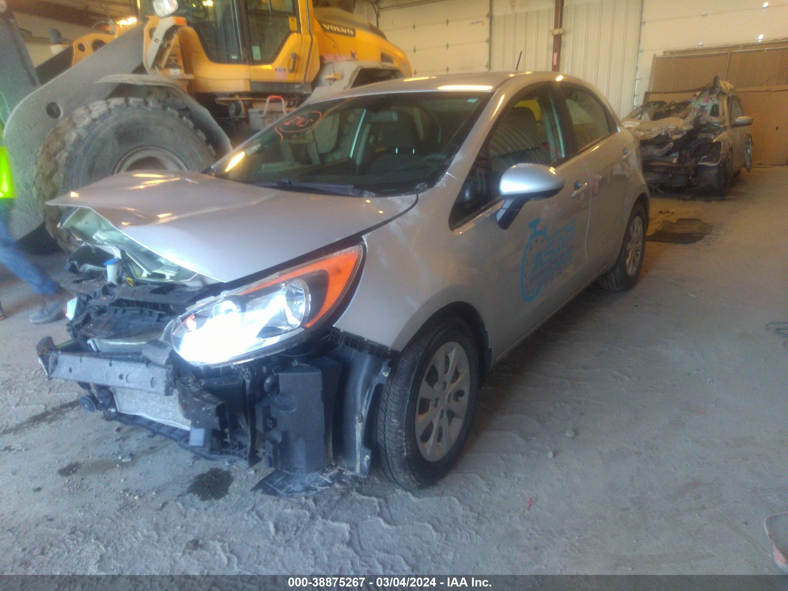 2016 KIA RIO — VIN KNADM5A31G6645949 — photo 2