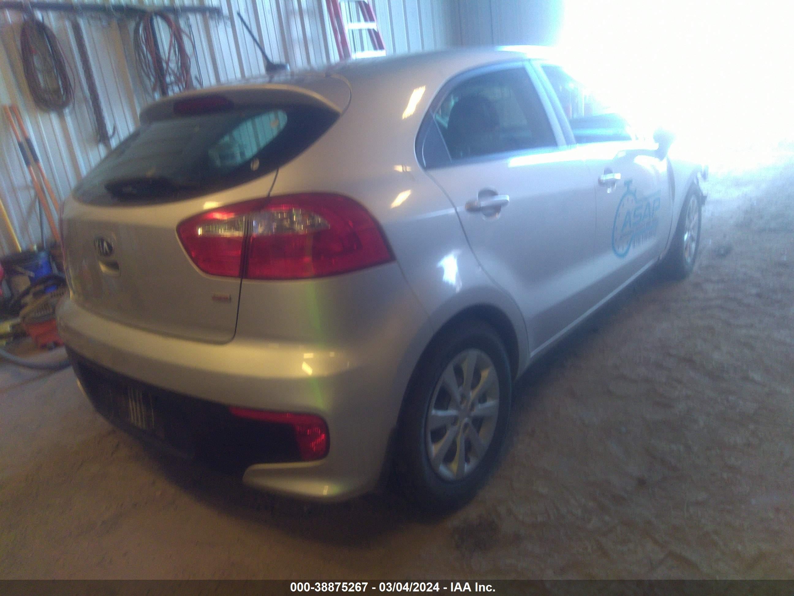 2016 KIA RIO — VIN KNADM5A31G6645949 — photo 4