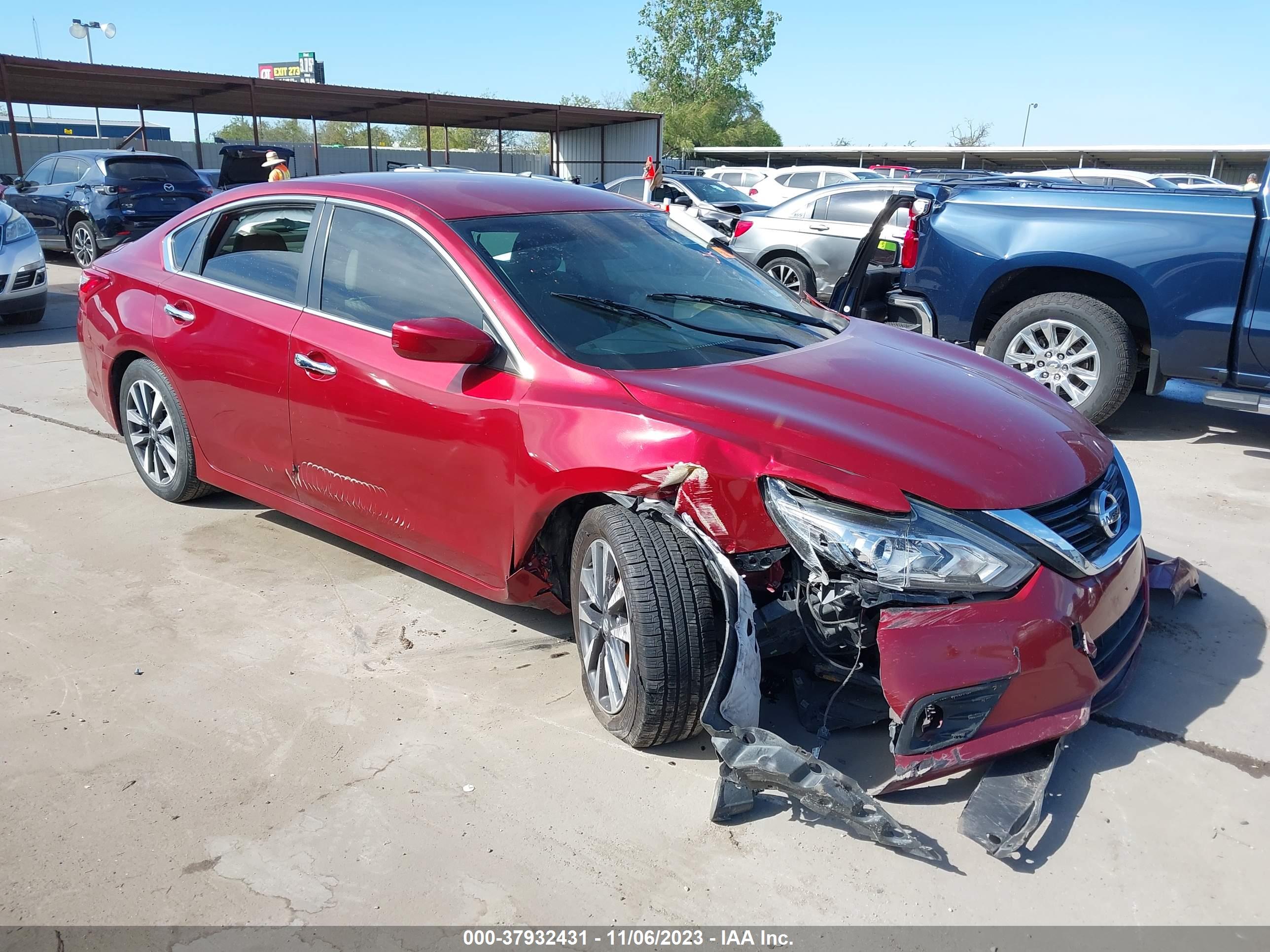 2017 NISSAN ALTIMA — VIN 1N4AL3AP2HC173835 — photo 1 of 16
