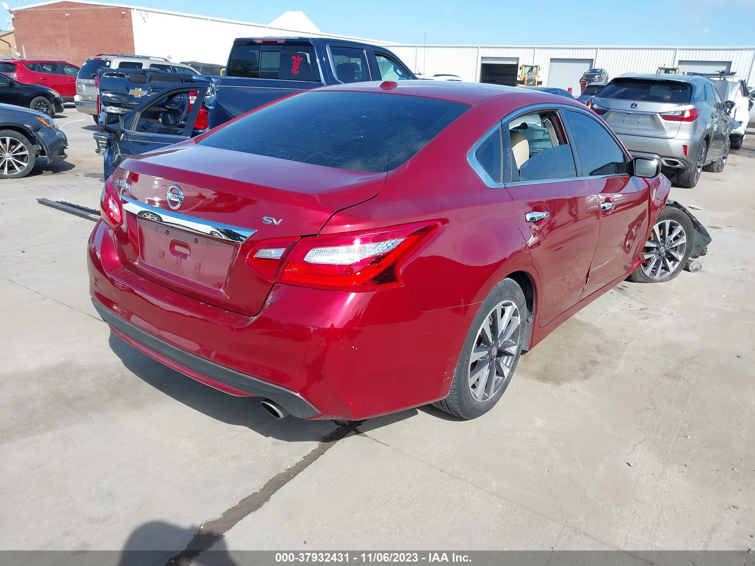 2017 NISSAN ALTIMA — VIN 1N4AL3AP2HC173835 — photo 4