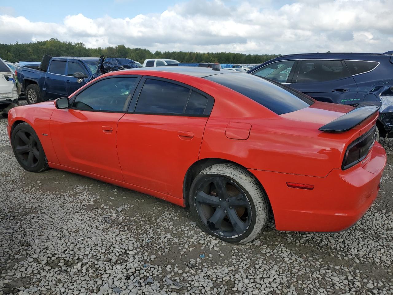 2014 DODGE CHARGER R/ — VIN 2C3CDXCT7EH189625 — photo 2