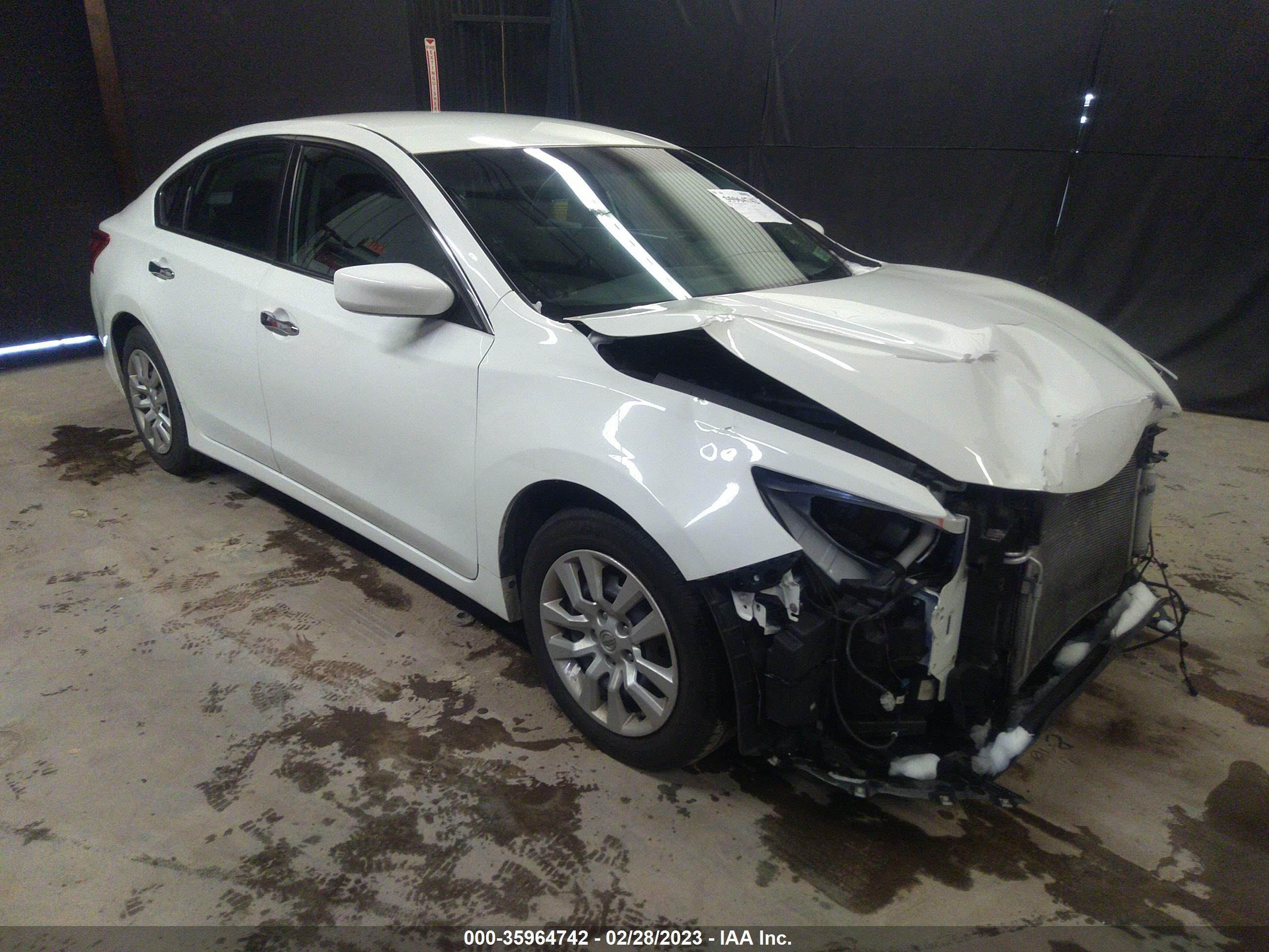 2016 NISSAN ALTIMA — VIN 1N4AL3AP4GC153438 — photo 1 of 12