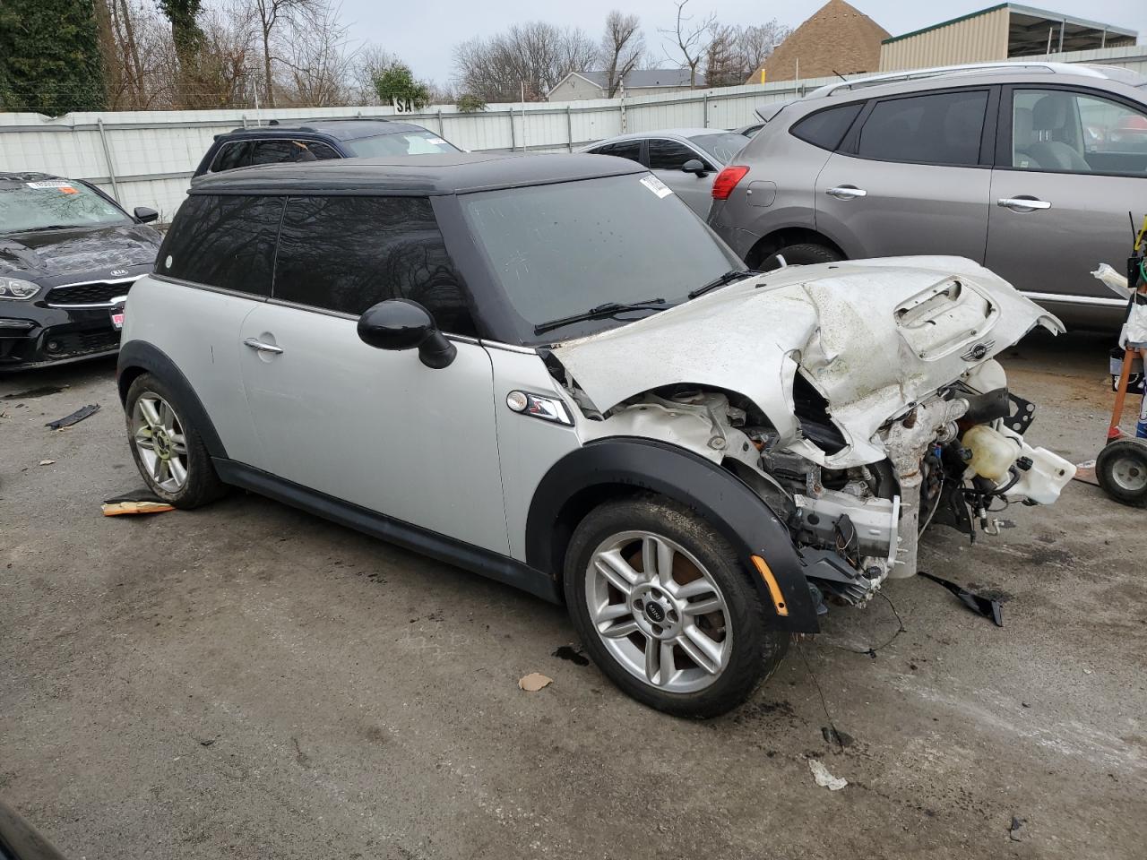 2012 MINI COOPER S — VIN WMWSV3C57CTY28436 — photo 4