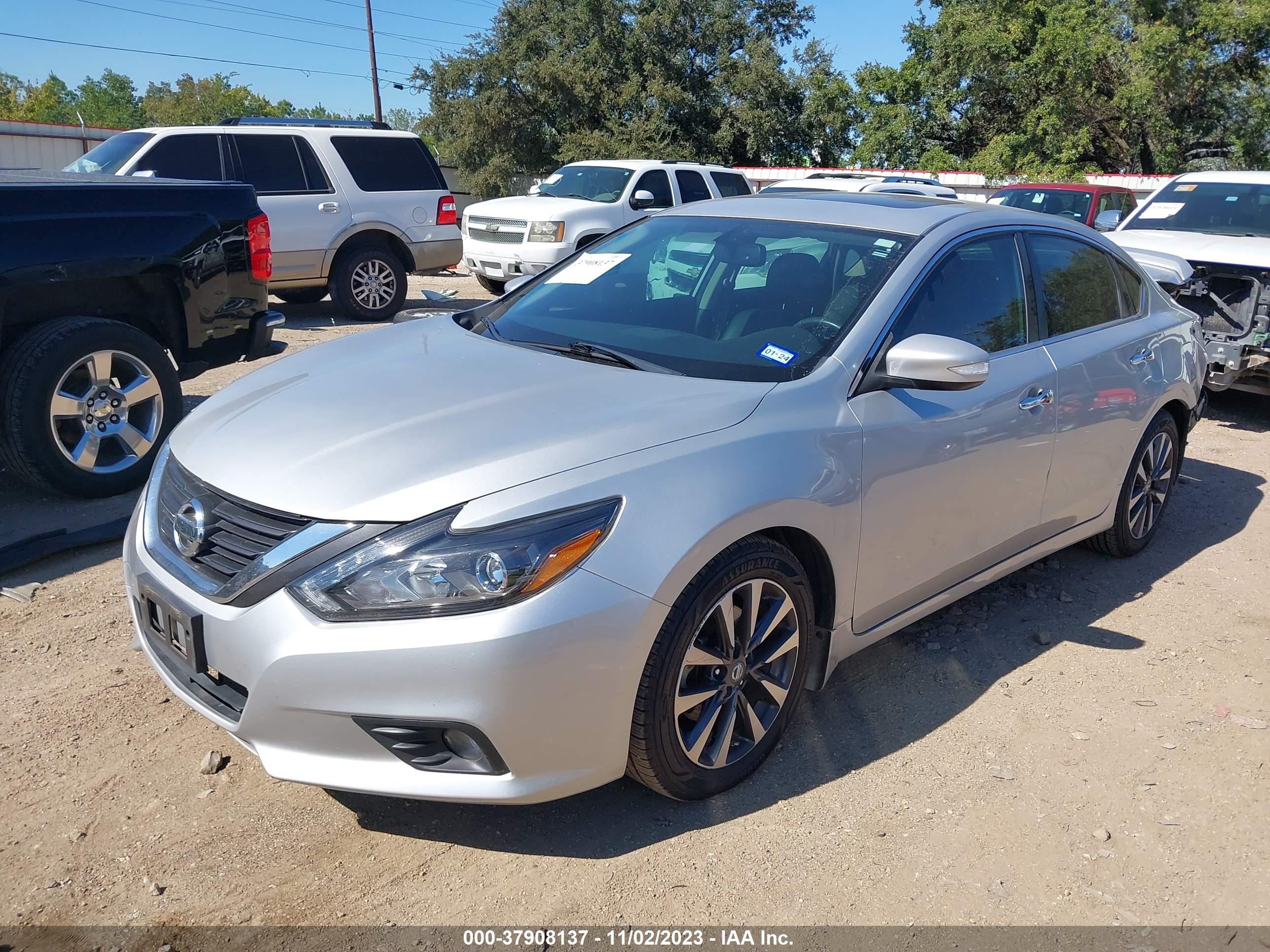 2017 NISSAN ALTIMA — VIN 1N4AL3AP9HC109811 — photo 2