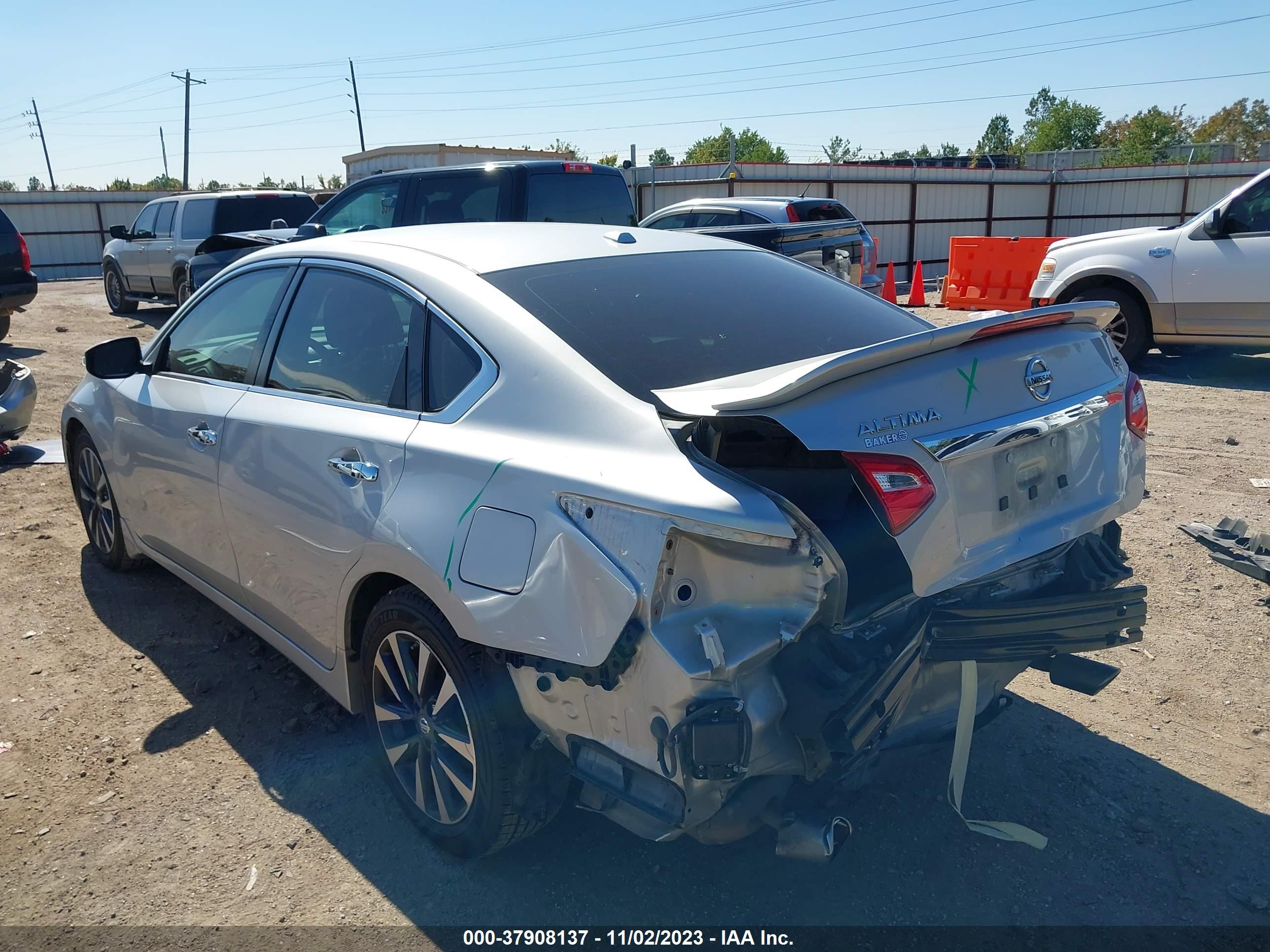 2017 NISSAN ALTIMA — VIN 1N4AL3AP9HC109811 — photo 3