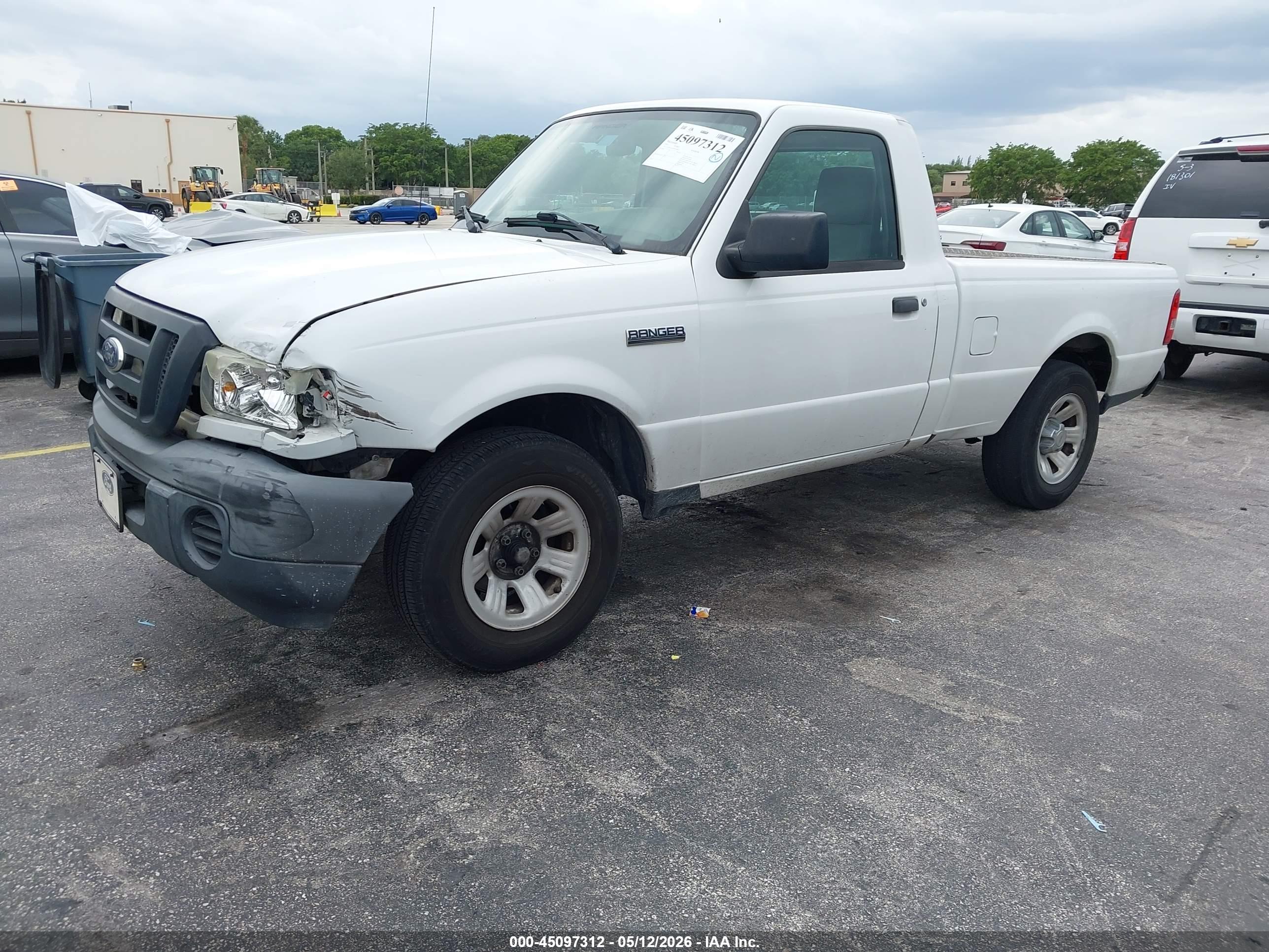 2011 FORD Ranger — VIN 1FTKR1ADXBPA89415 — photo 2