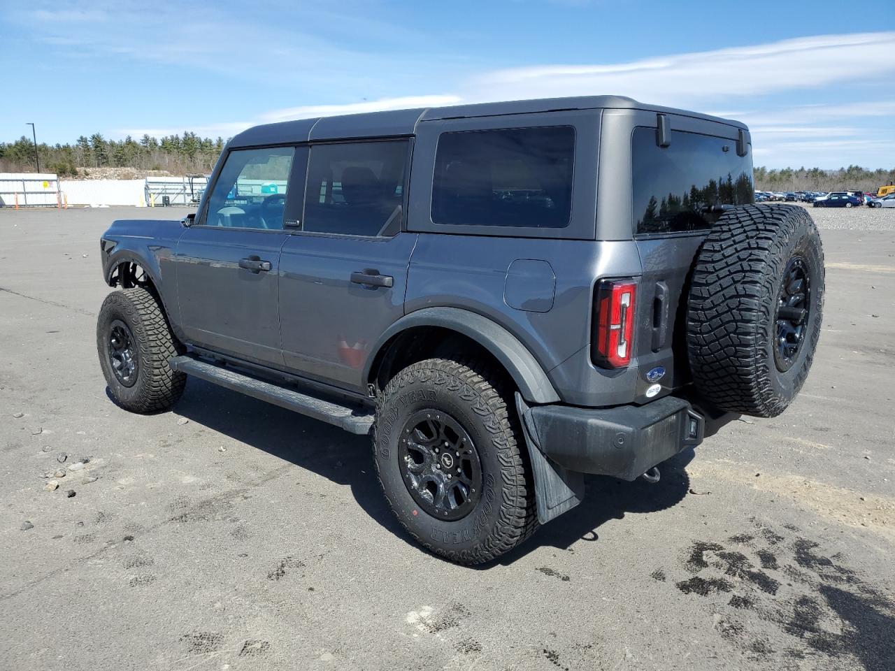 2023 FORD BRONCO BAS — VIN 1FMEE5DP3PLB97004 — photo 2