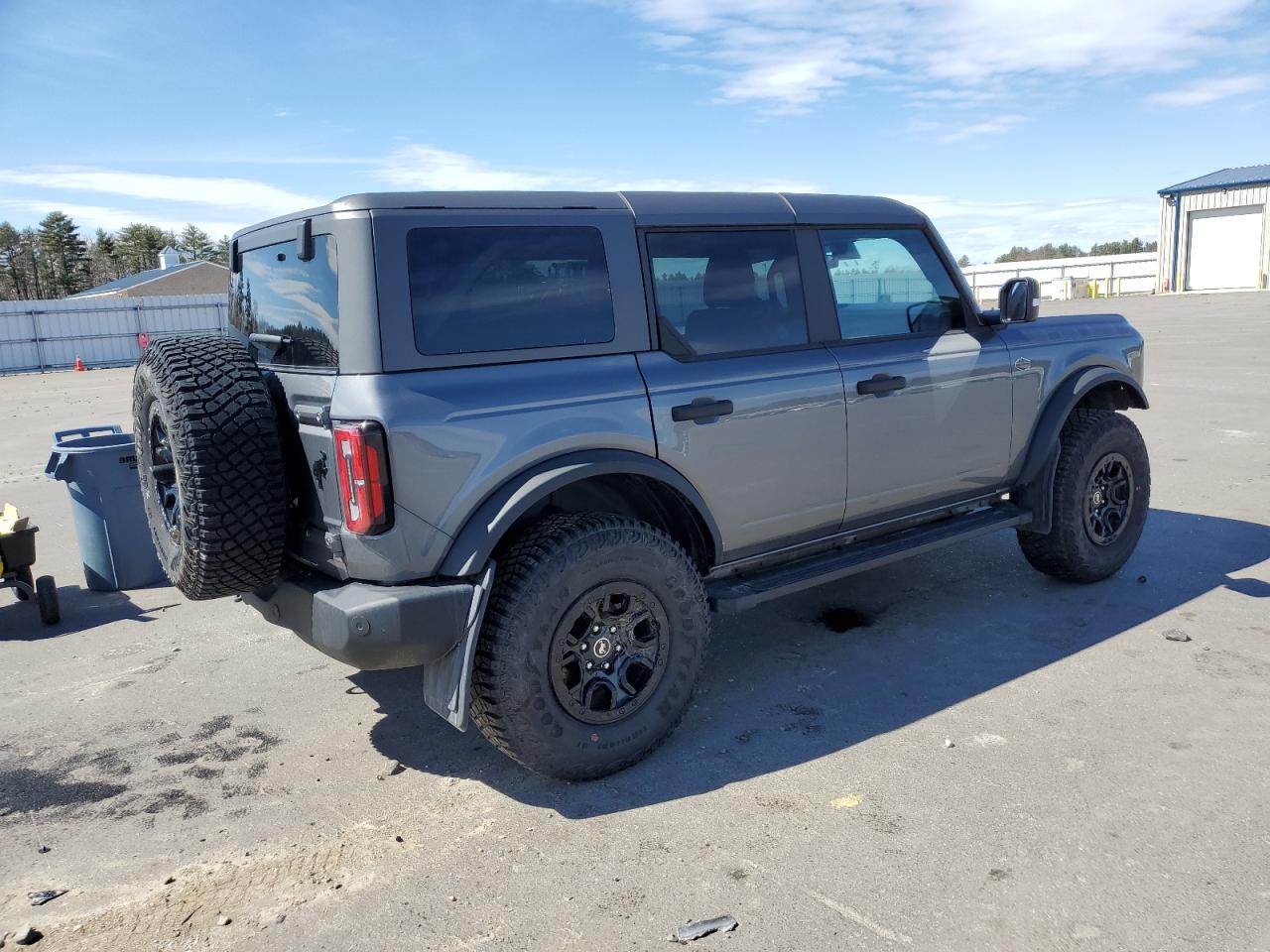 2023 FORD BRONCO BAS — VIN 1FMEE5DP3PLB97004 — photo 3