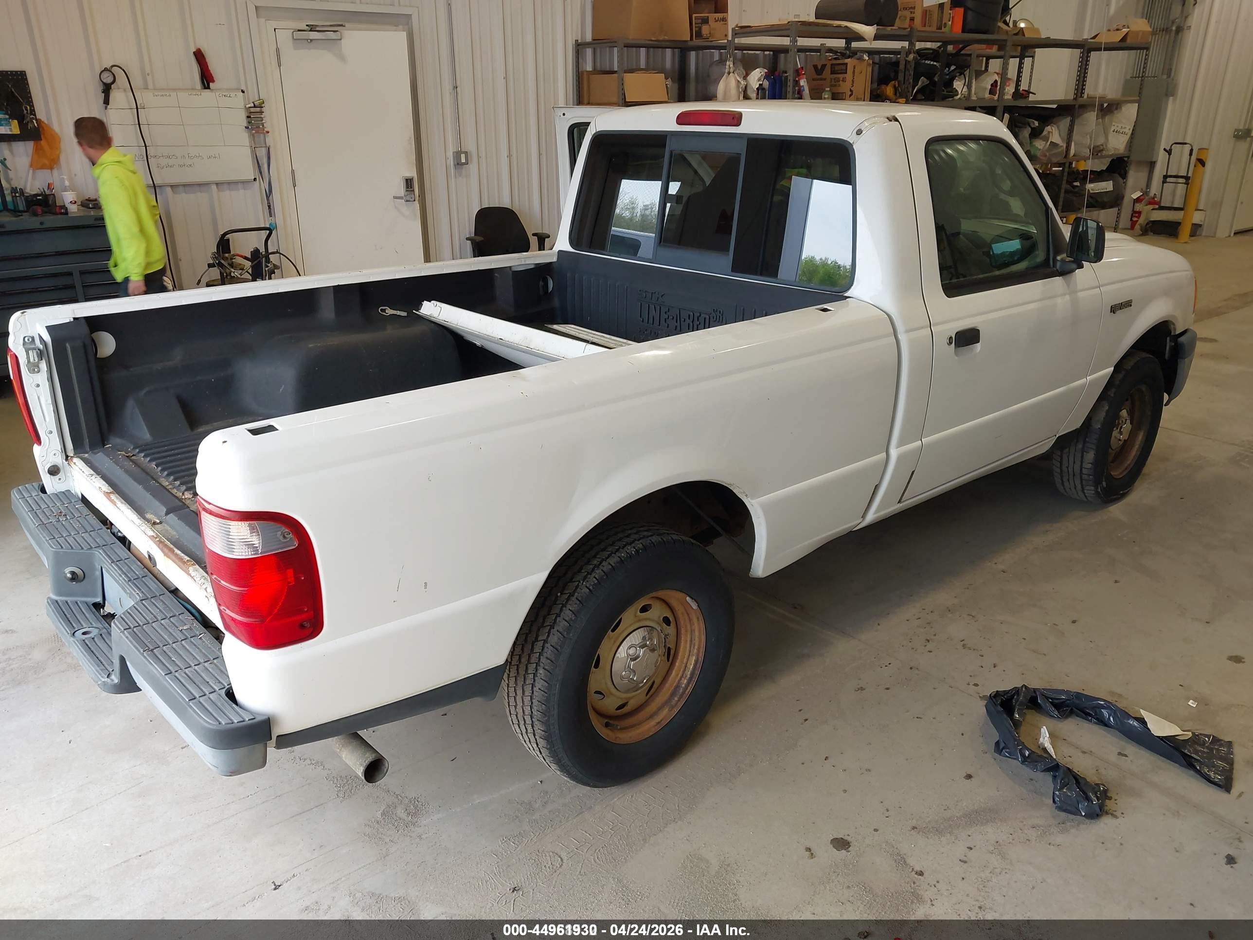 2004 FORD Ranger — VIN 1FTYR10DX4PA55120 — photo 4