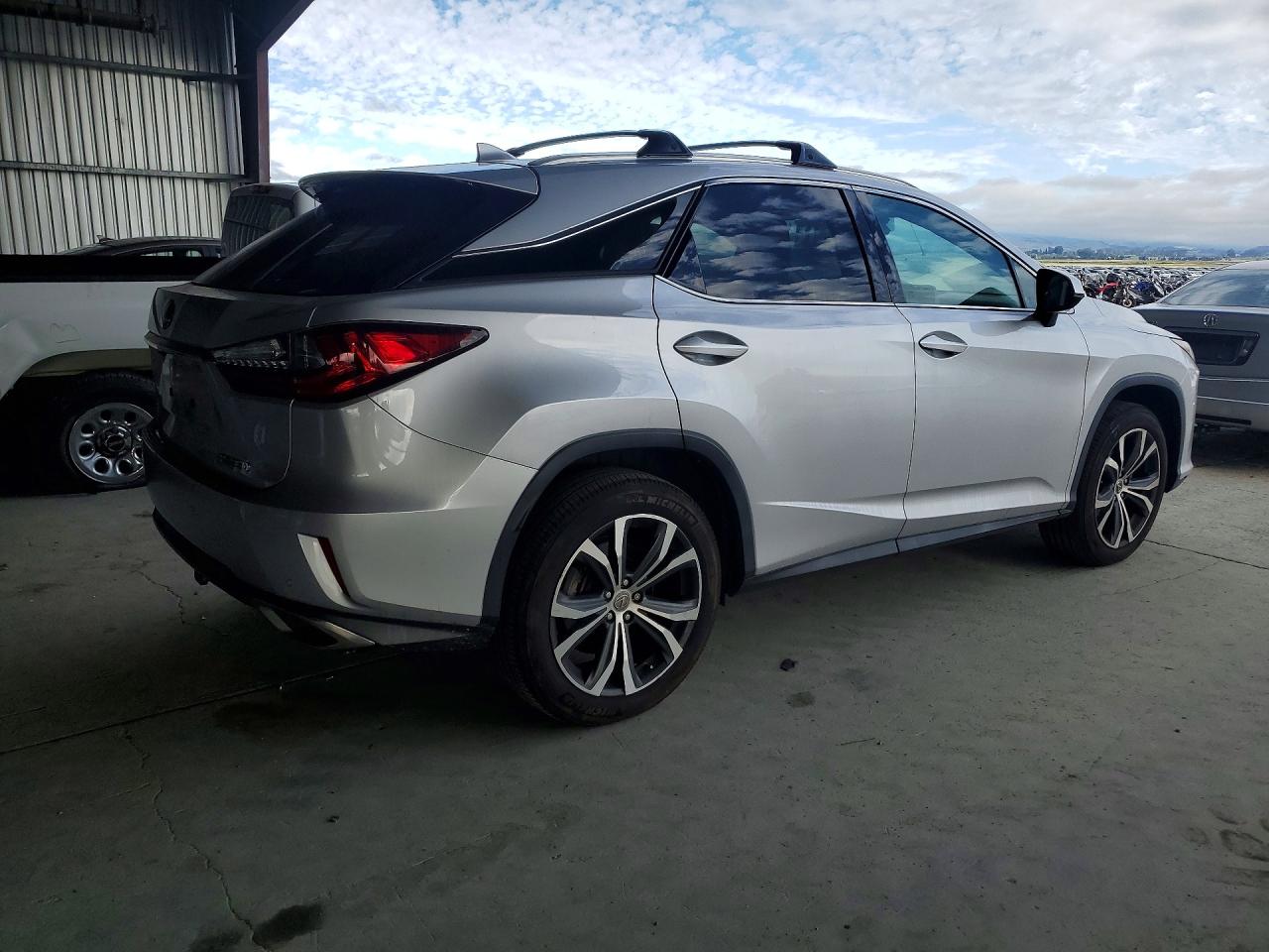 2017 LEXUS RX — VIN 2T2BZMCA9HC061905 — photo 3