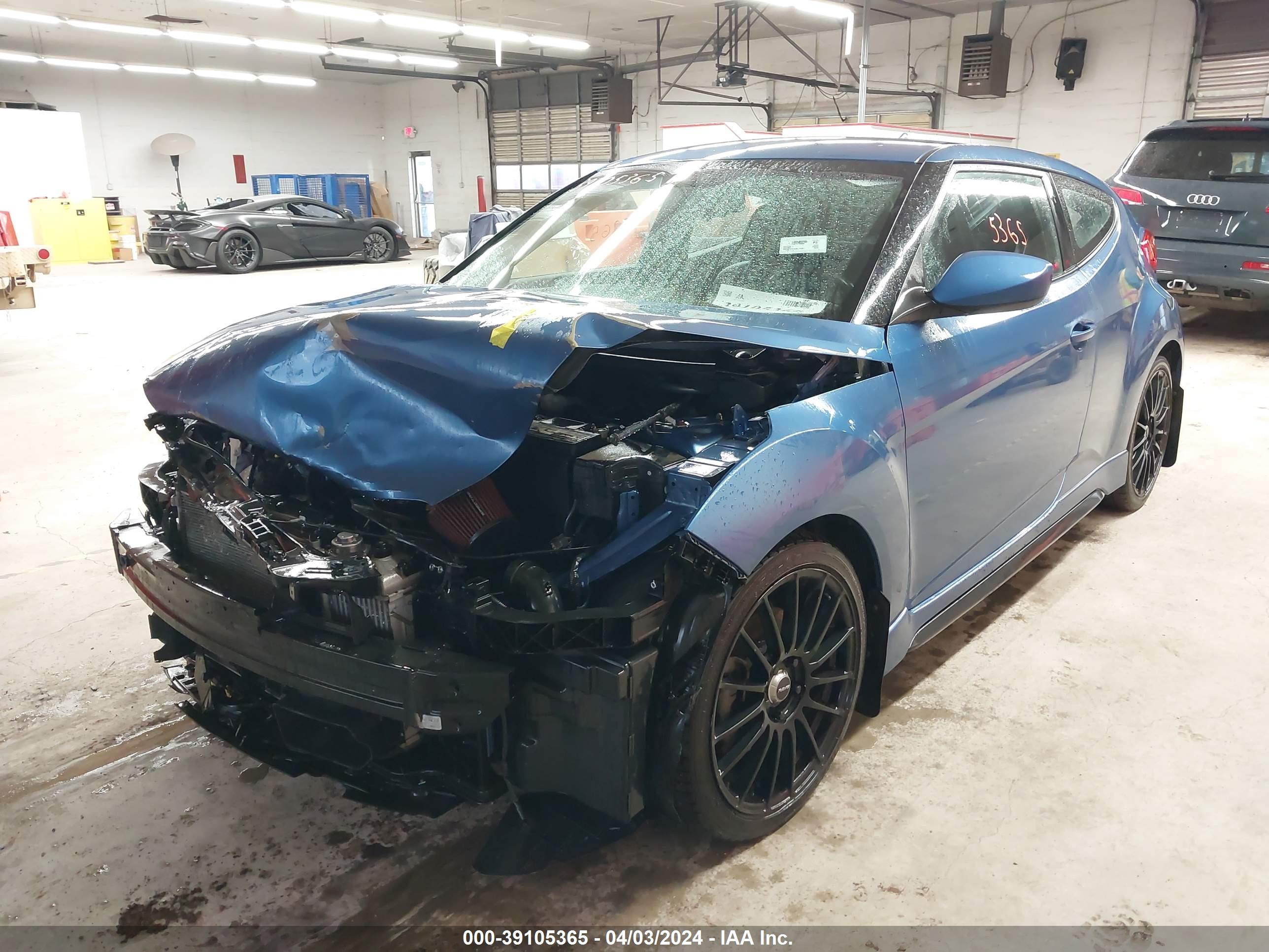 2016 HYUNDAI VELOSTER — VIN KMHTC6AE4GU251281 — photo 2
