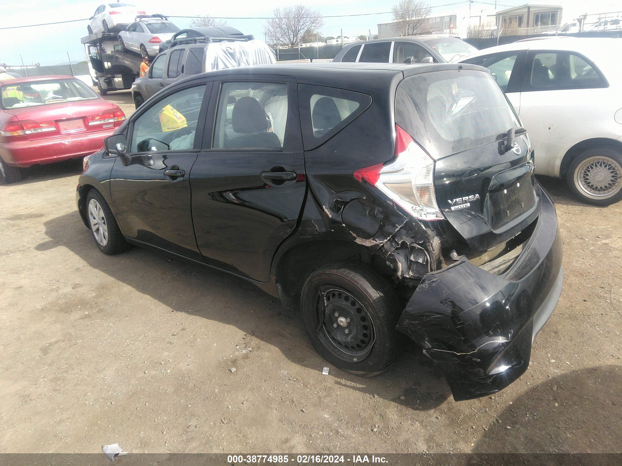 2019 NISSAN VERSA NOTE — VIN 3N1CE2CPXKL359397 — photo 3