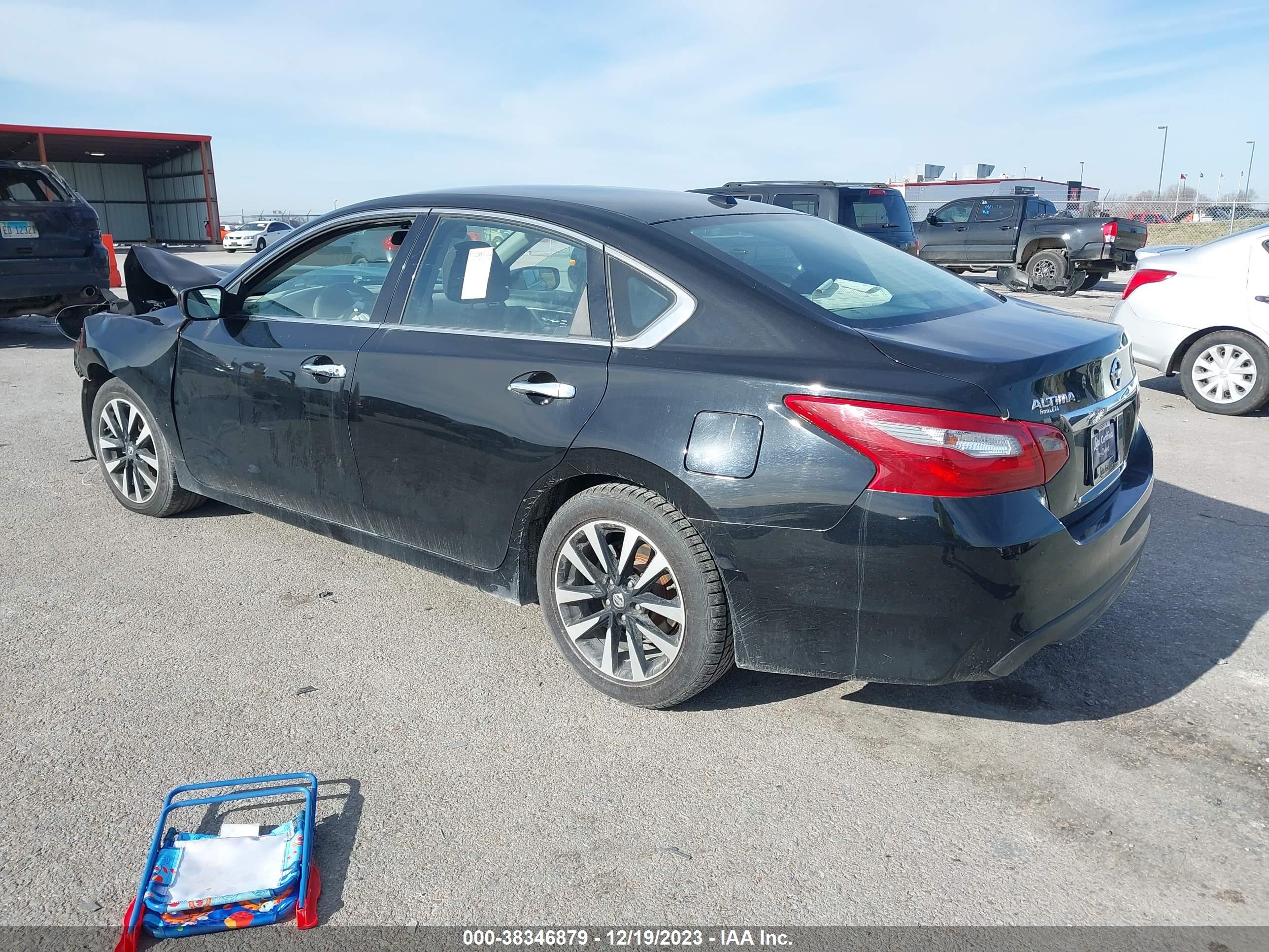 2018 NISSAN ALTIMA — VIN 1N4AL3AP2JC264139 — photo 3