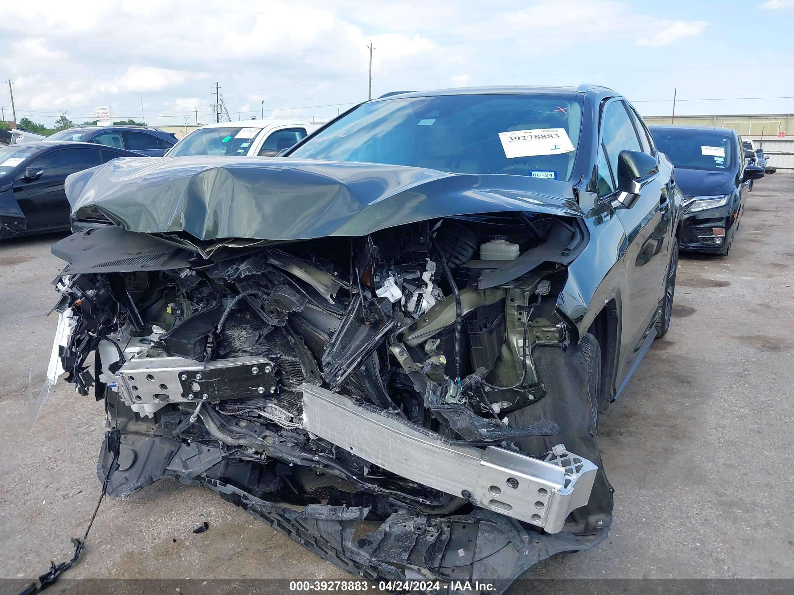 2022 LEXUS RX 350 — VIN 2T2HZMAA3NC246914 — photo 2