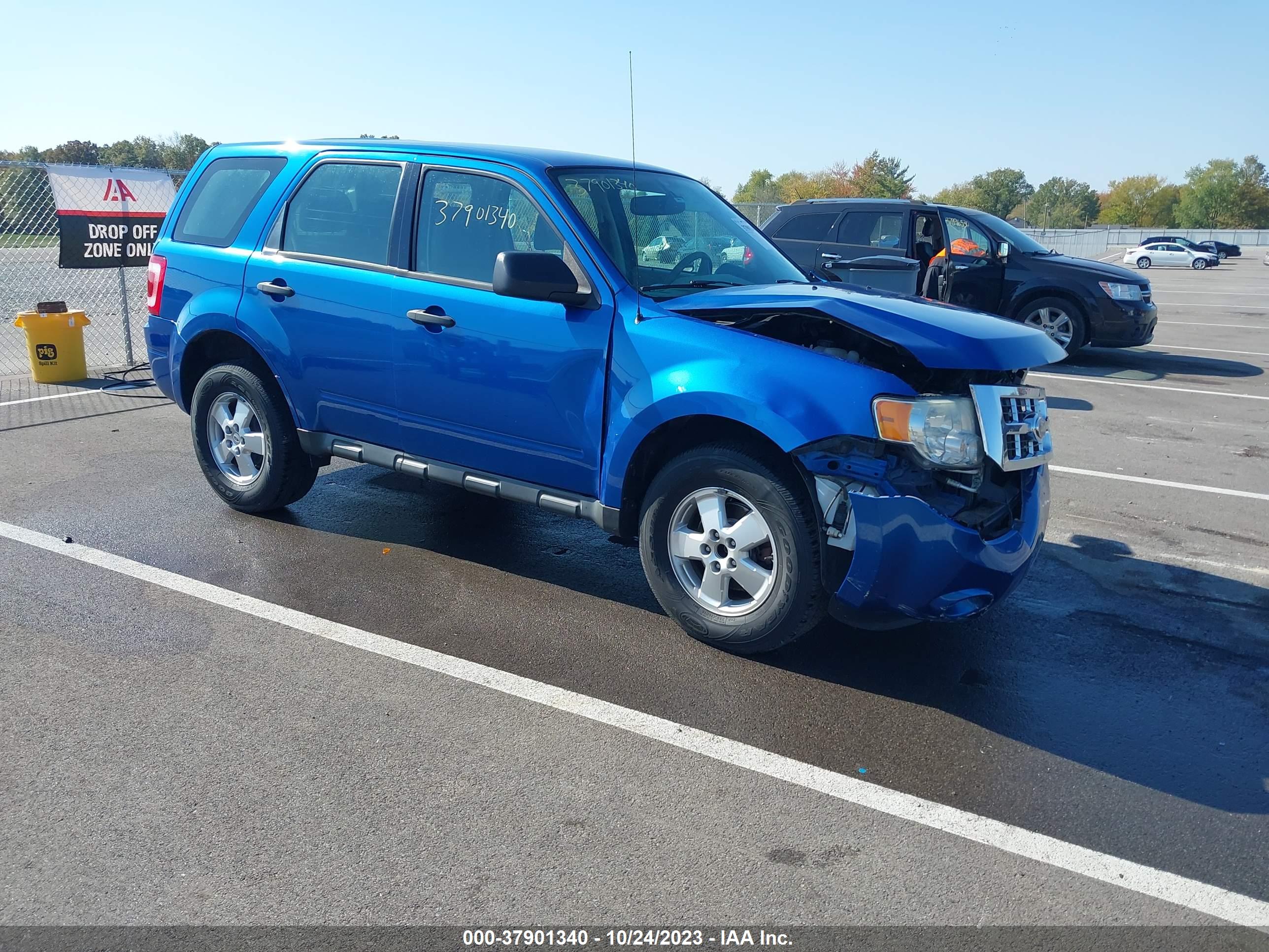 2011 FORD ESCAPE XLS