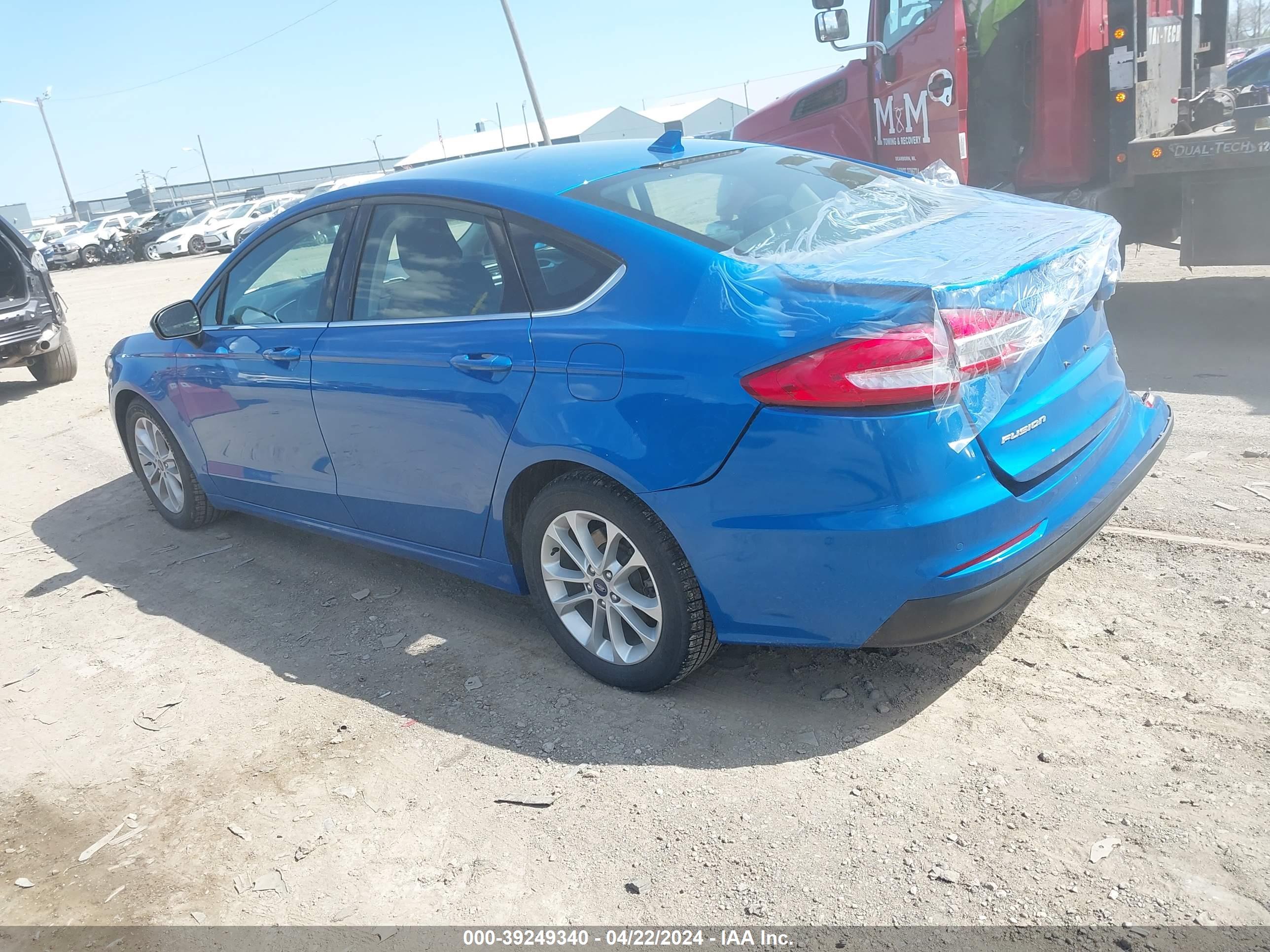 2020 FORD FUSION — VIN 3FA6P0HD3LR218103 — photo 3