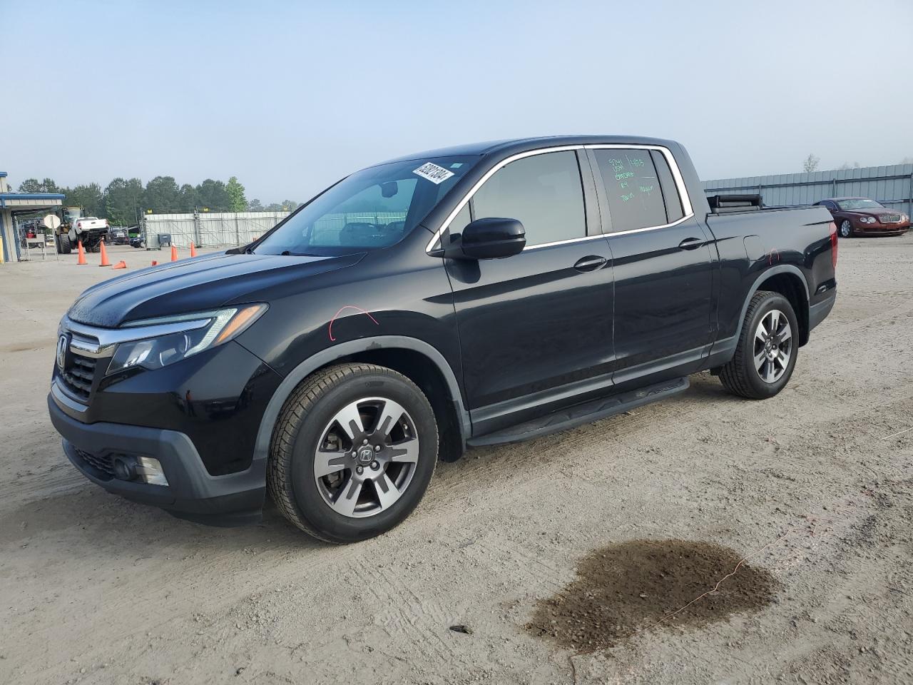 2017 HONDA RIDGELINE — VIN 5FPYK2F60HB005269 — photo 1 of 12