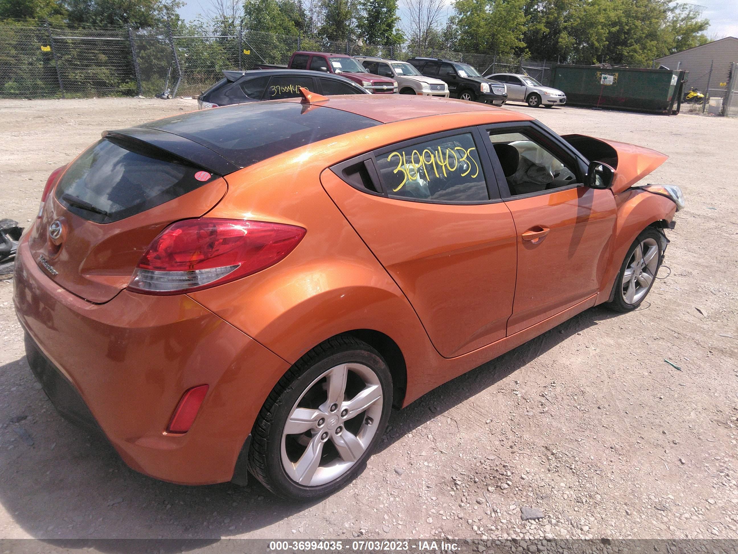2012 HYUNDAI VELOSTER — VIN KMHTC6AD7CU030176 — photo 4