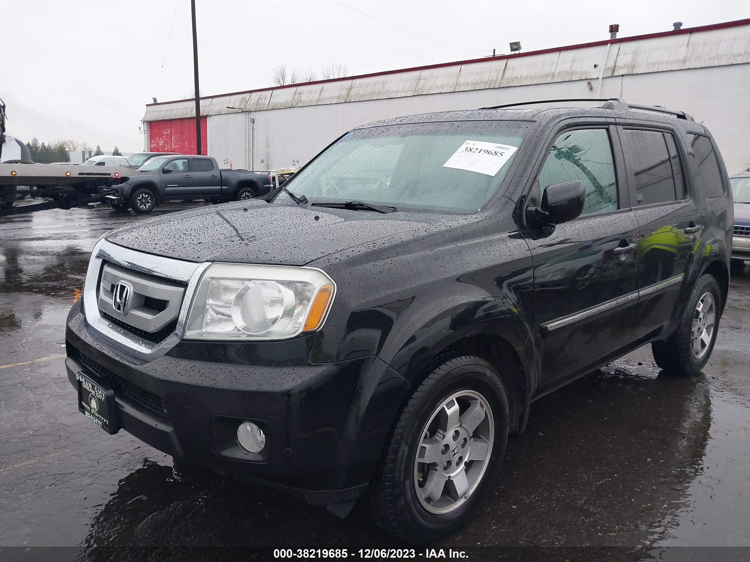 2011 HONDA PILOT — VIN 5FNYF4H93BB080443 — photo 2