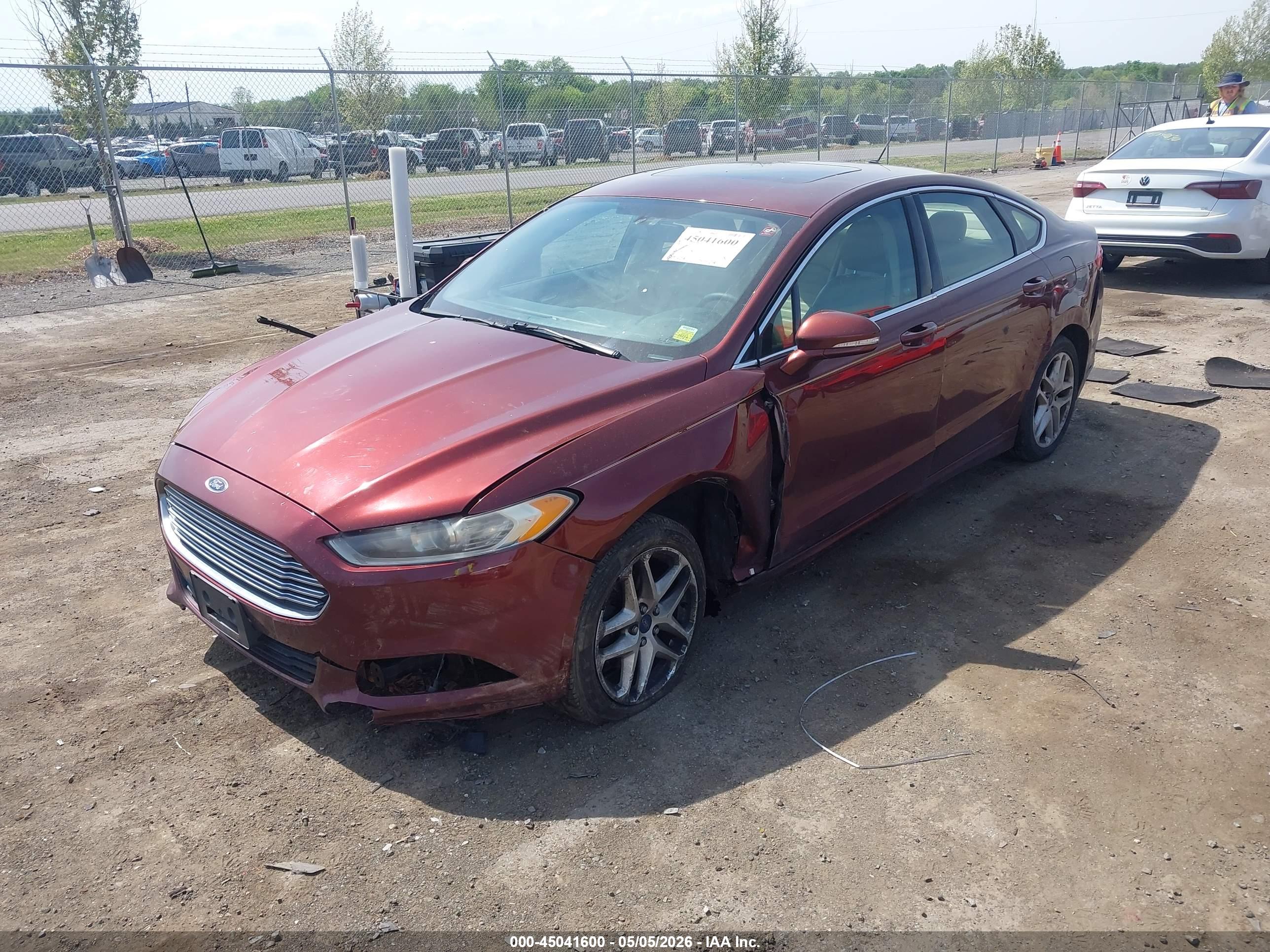 2016 FORD Fusion — VIN 3FA6P0HD7GR205229 — photo 2