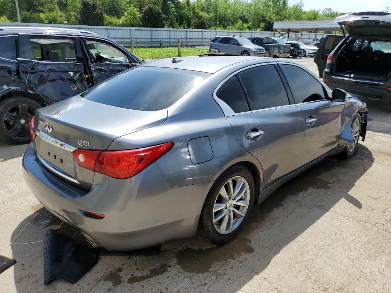 2015 INFINITI Q50 BASE — VIN JN1BV7AP8FM357588 — photo 3