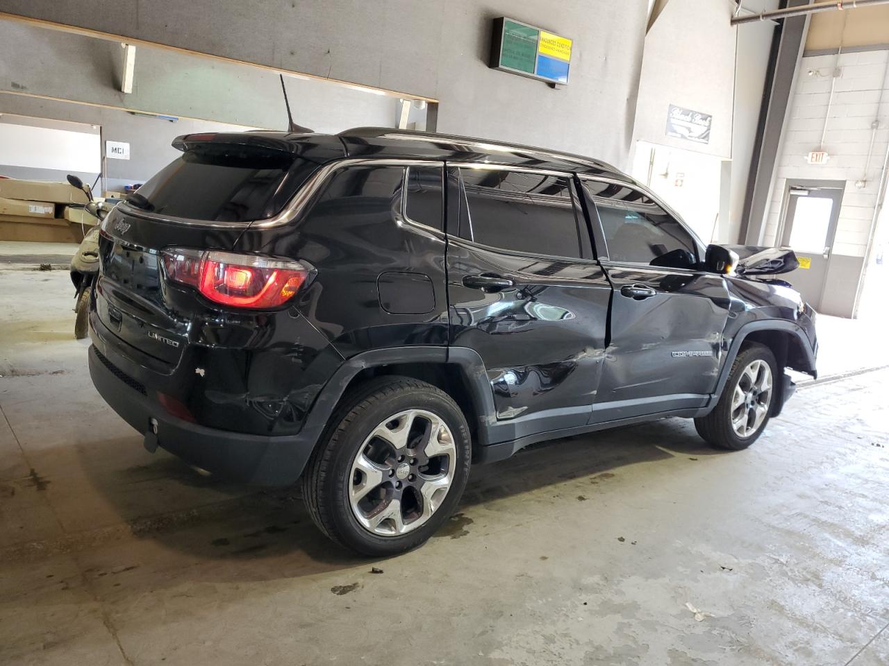 2020 JEEP COMPASS LI — VIN 3C4NJDCBXLT155363 — photo 3